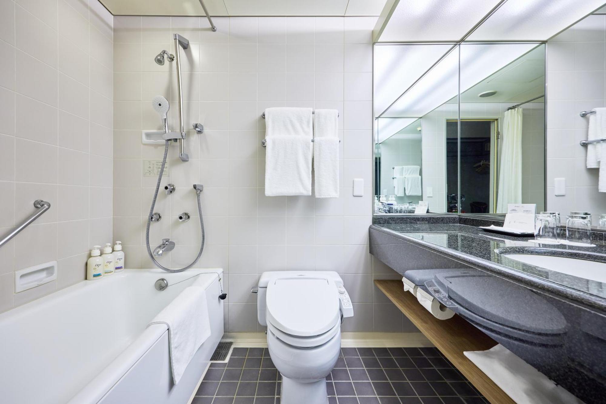 Premium Room with Three Single Beds and Canal View - Corner