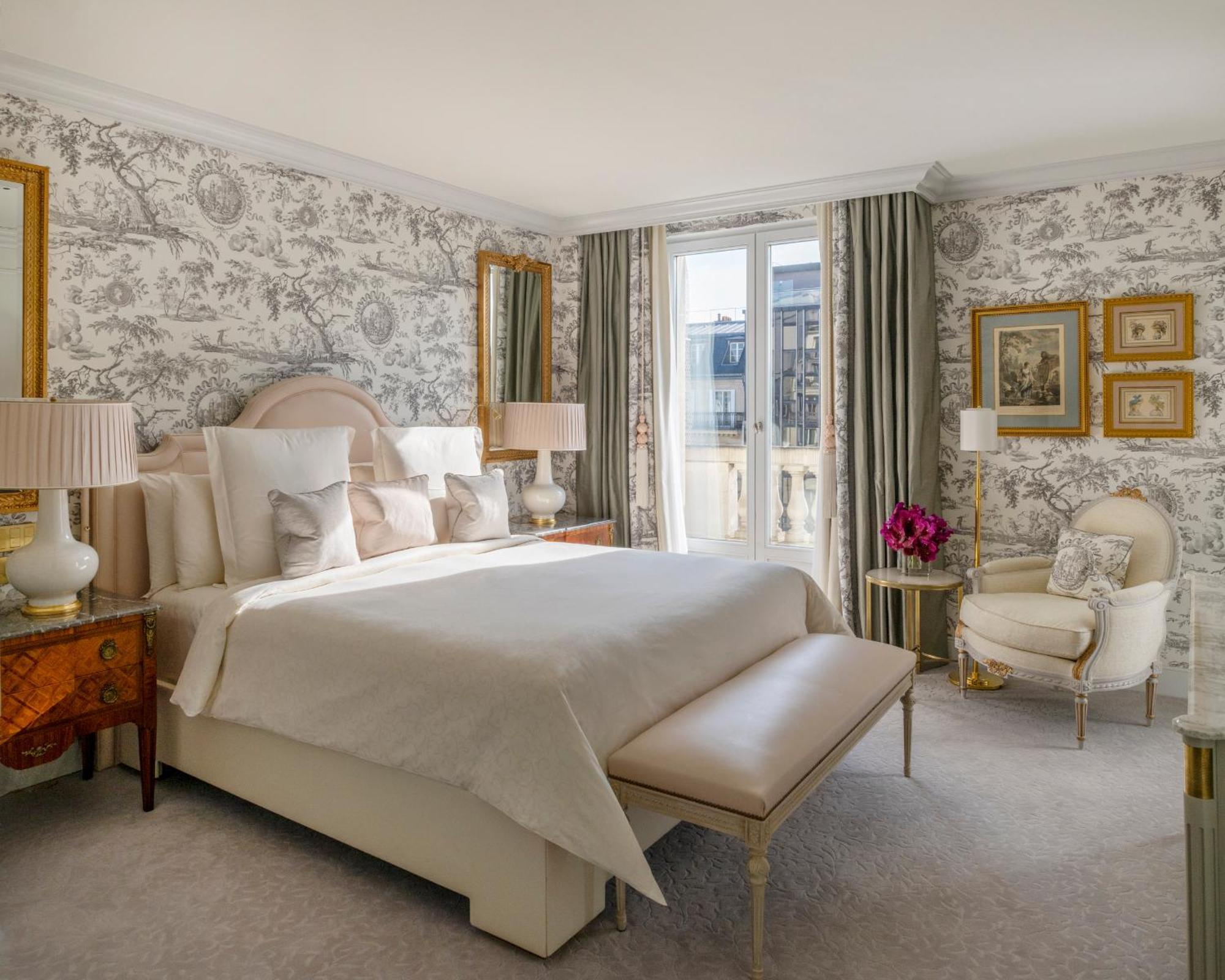 Grand Premier Suite