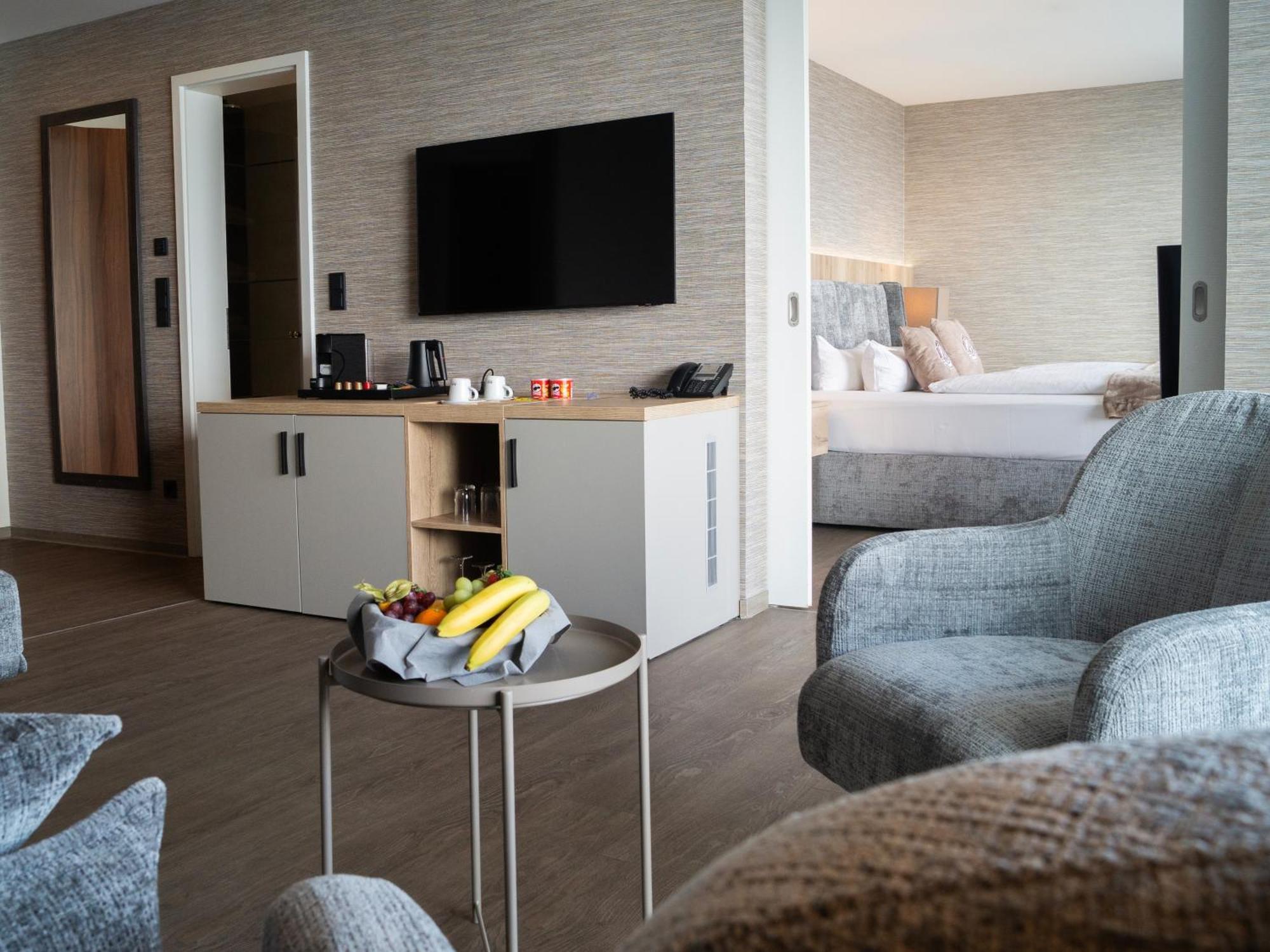 Suite for Single Use