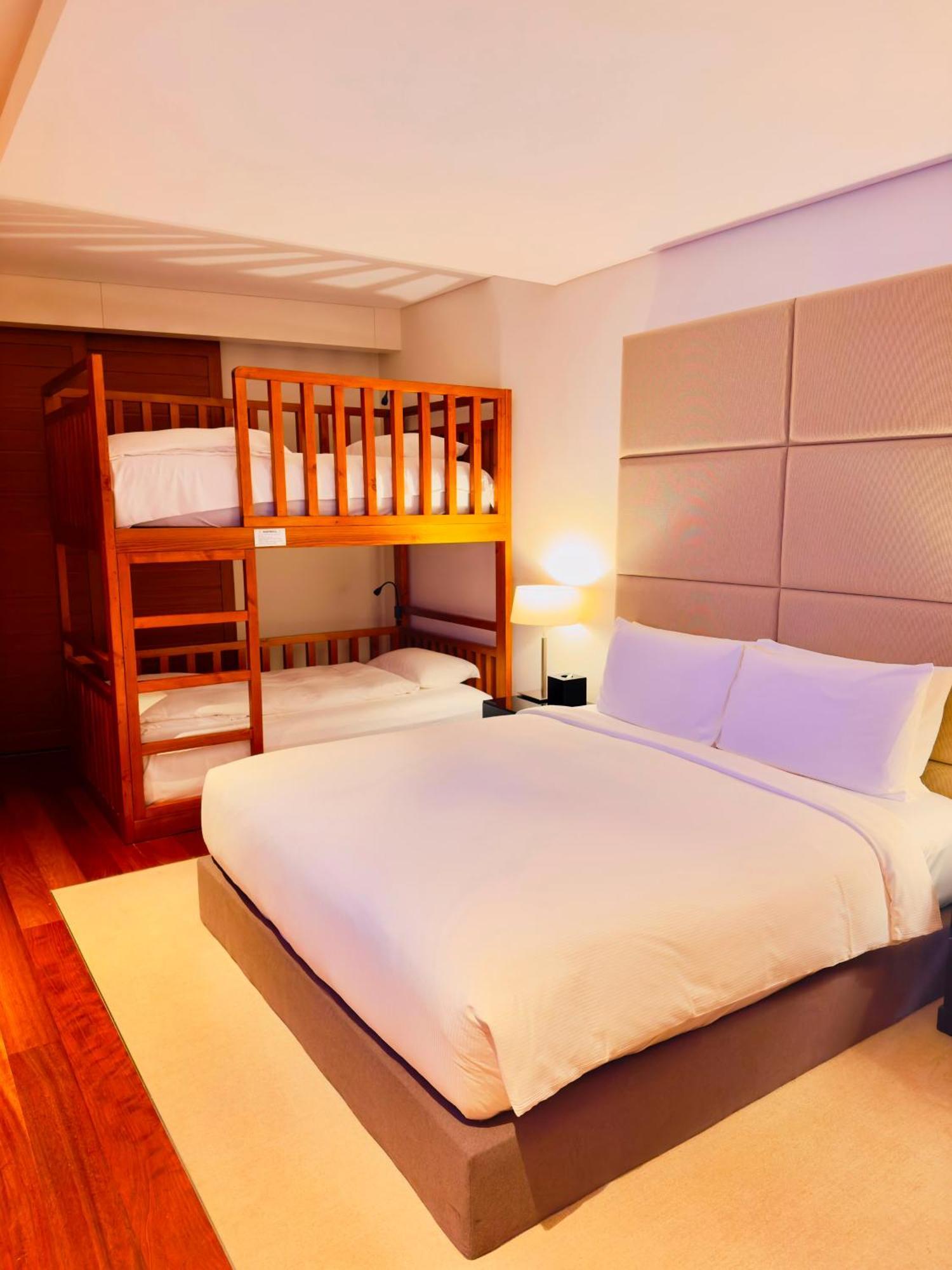 Kamar Triple