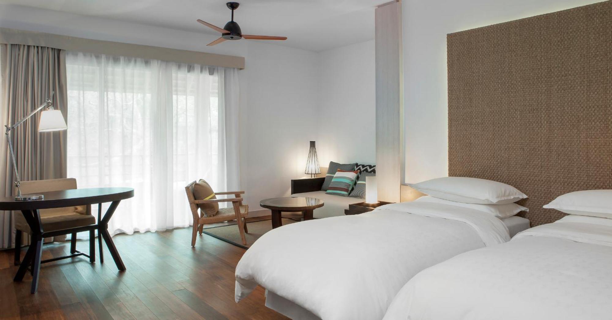 Twin Room with Balcony and Garden View