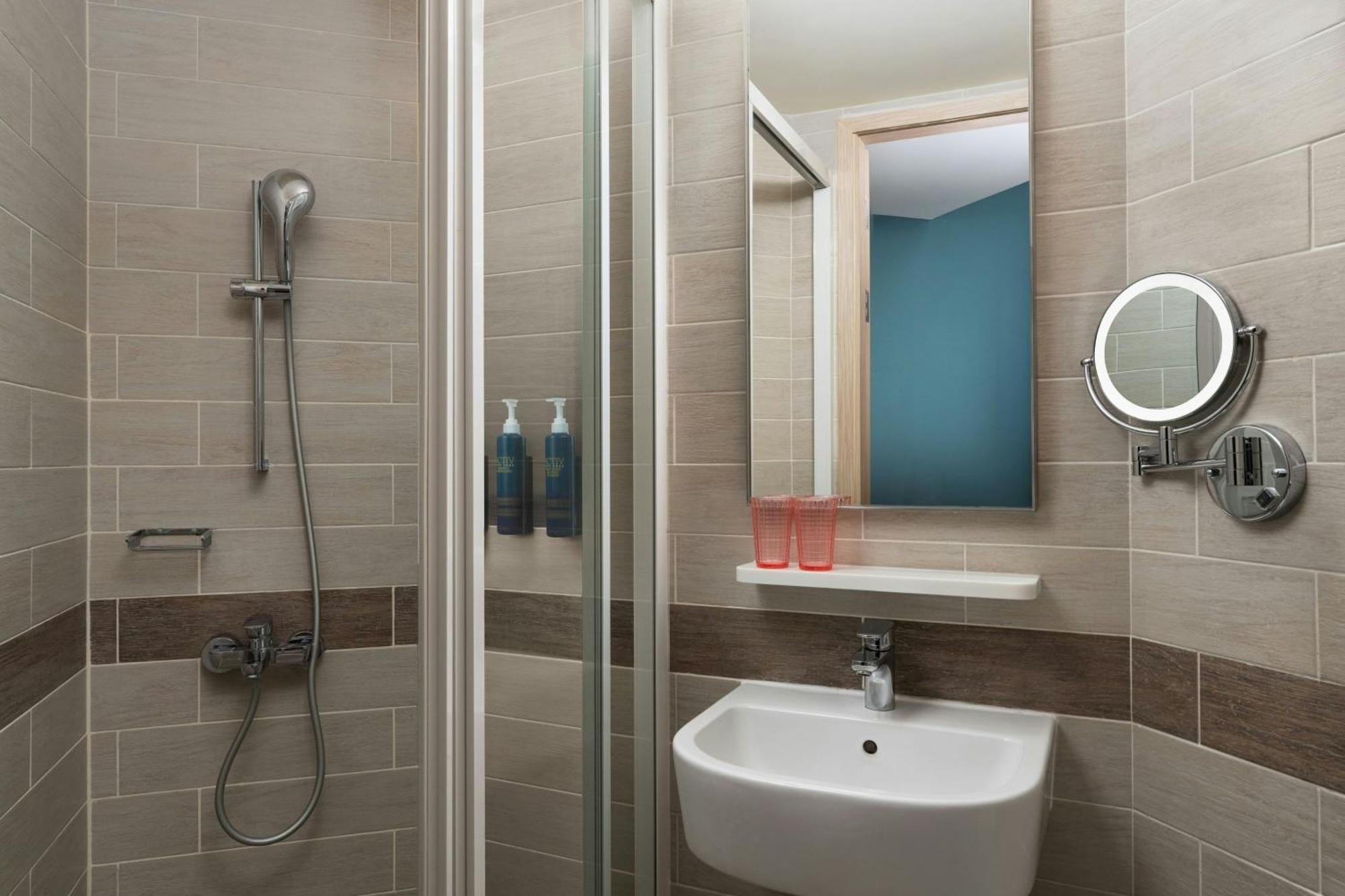 Phòng Deluxe 2 Giường Đơn