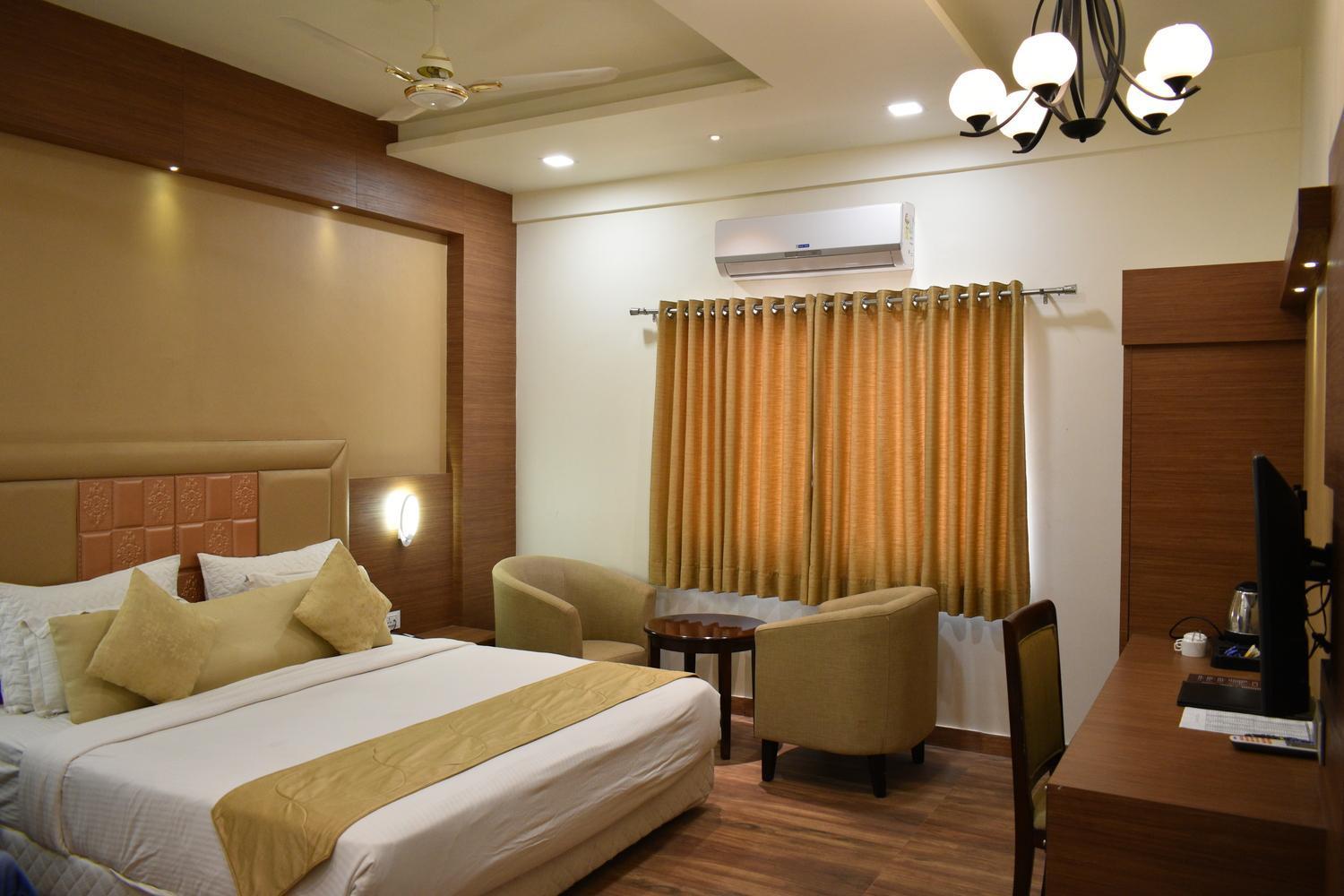 Club Room