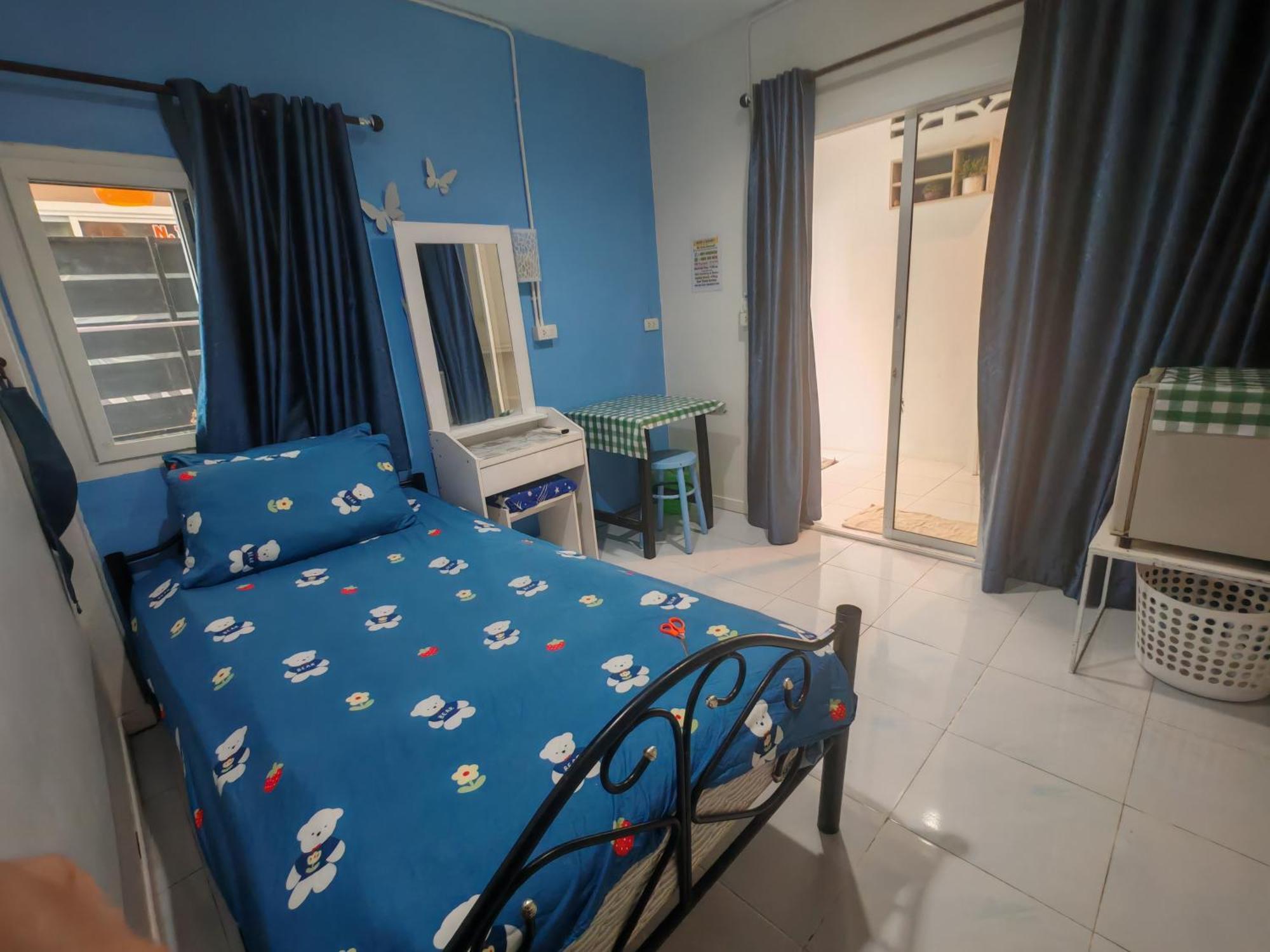 Small Single Room