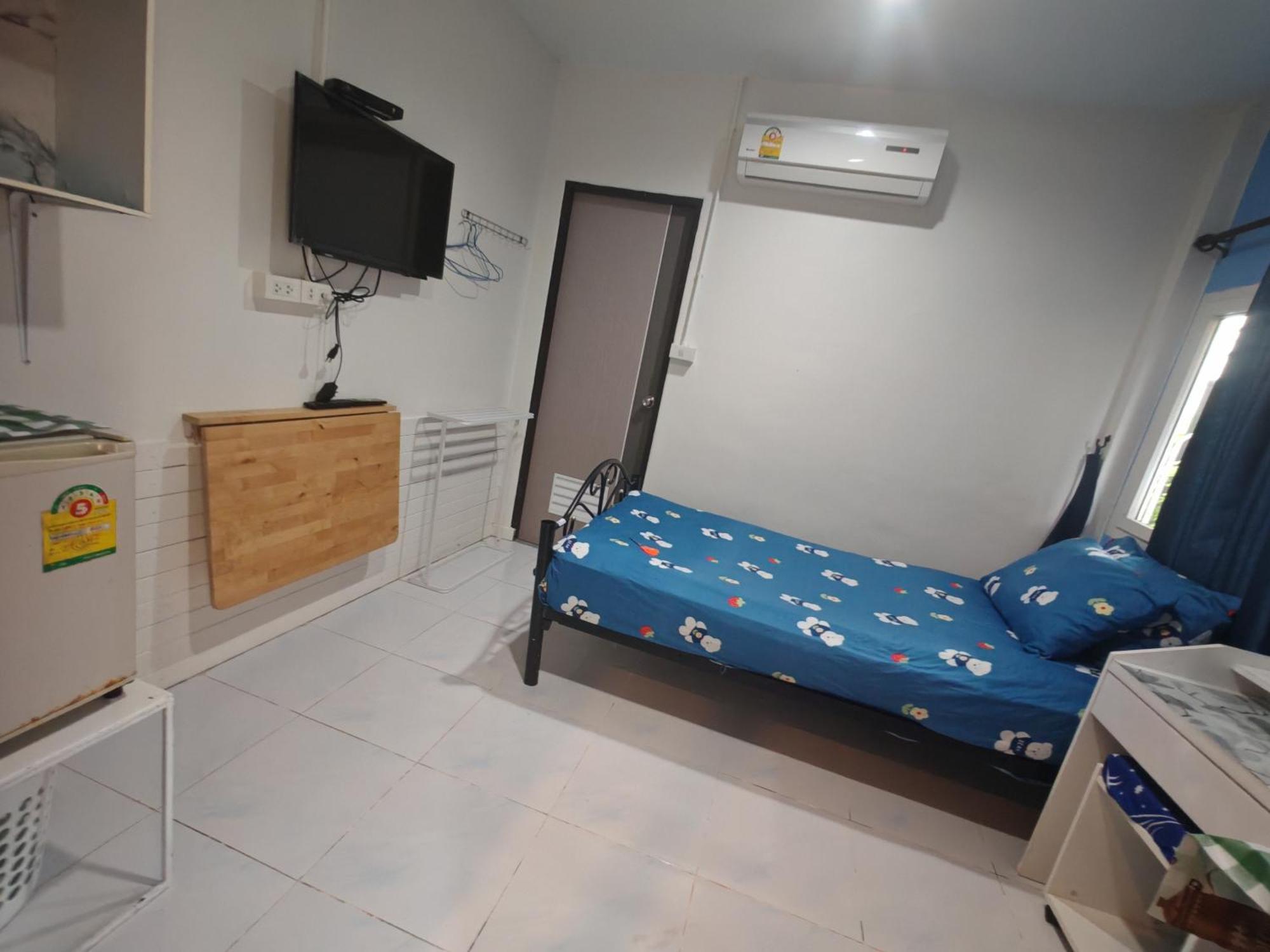 Small Single Room