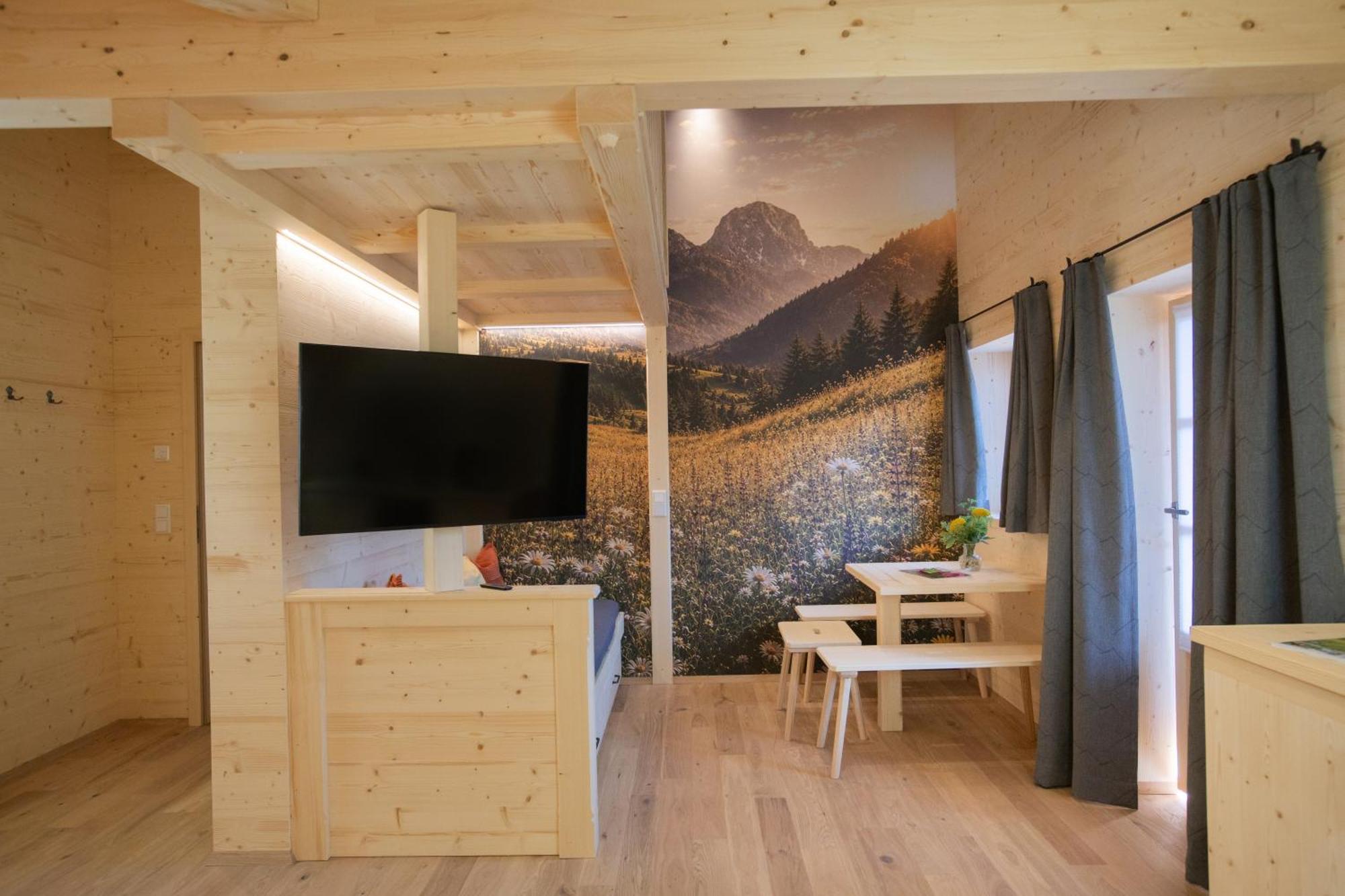 Doppelzimmer mit Balkon