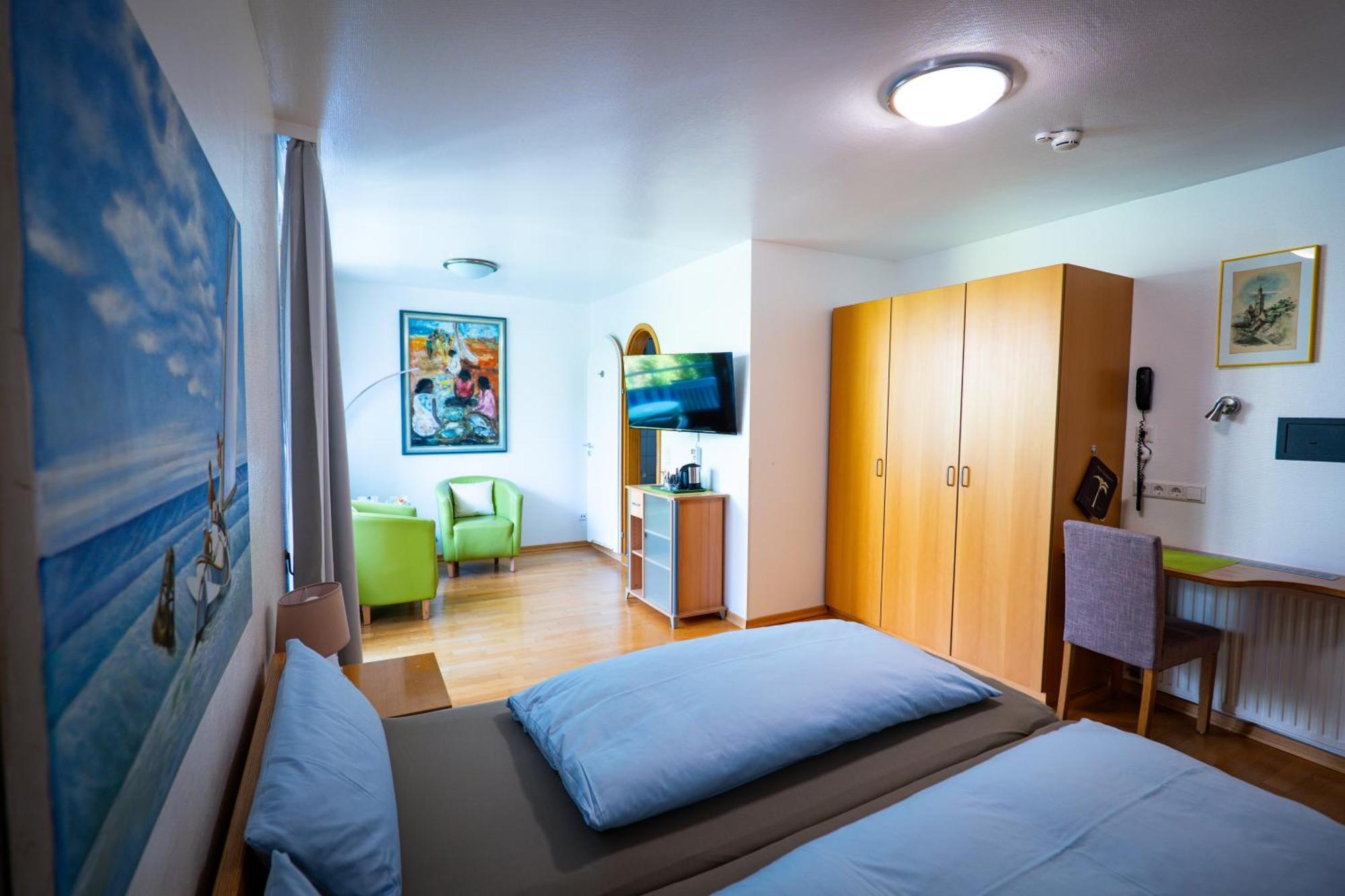 Comfort Doppelzimmer mit Balkon und Gartenblick