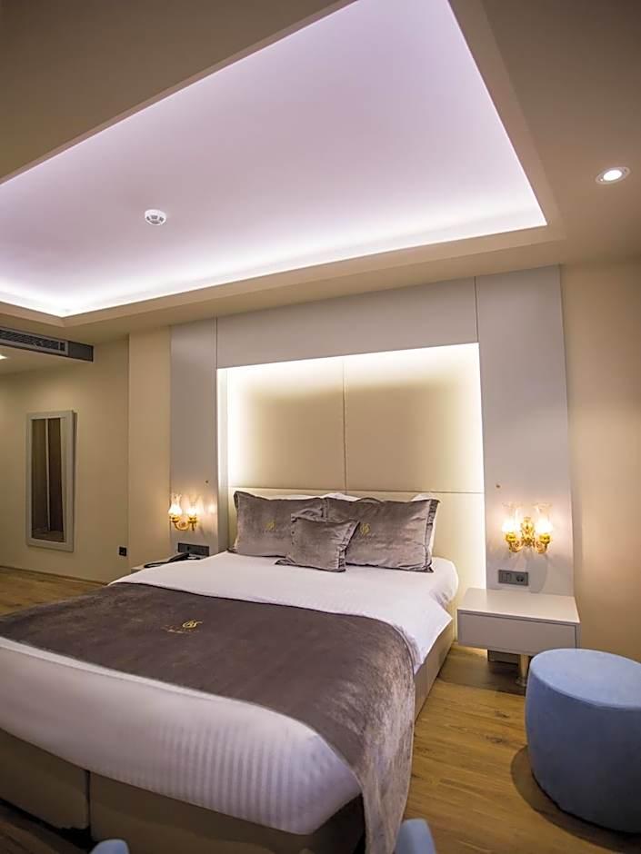Deluxe Family Suite