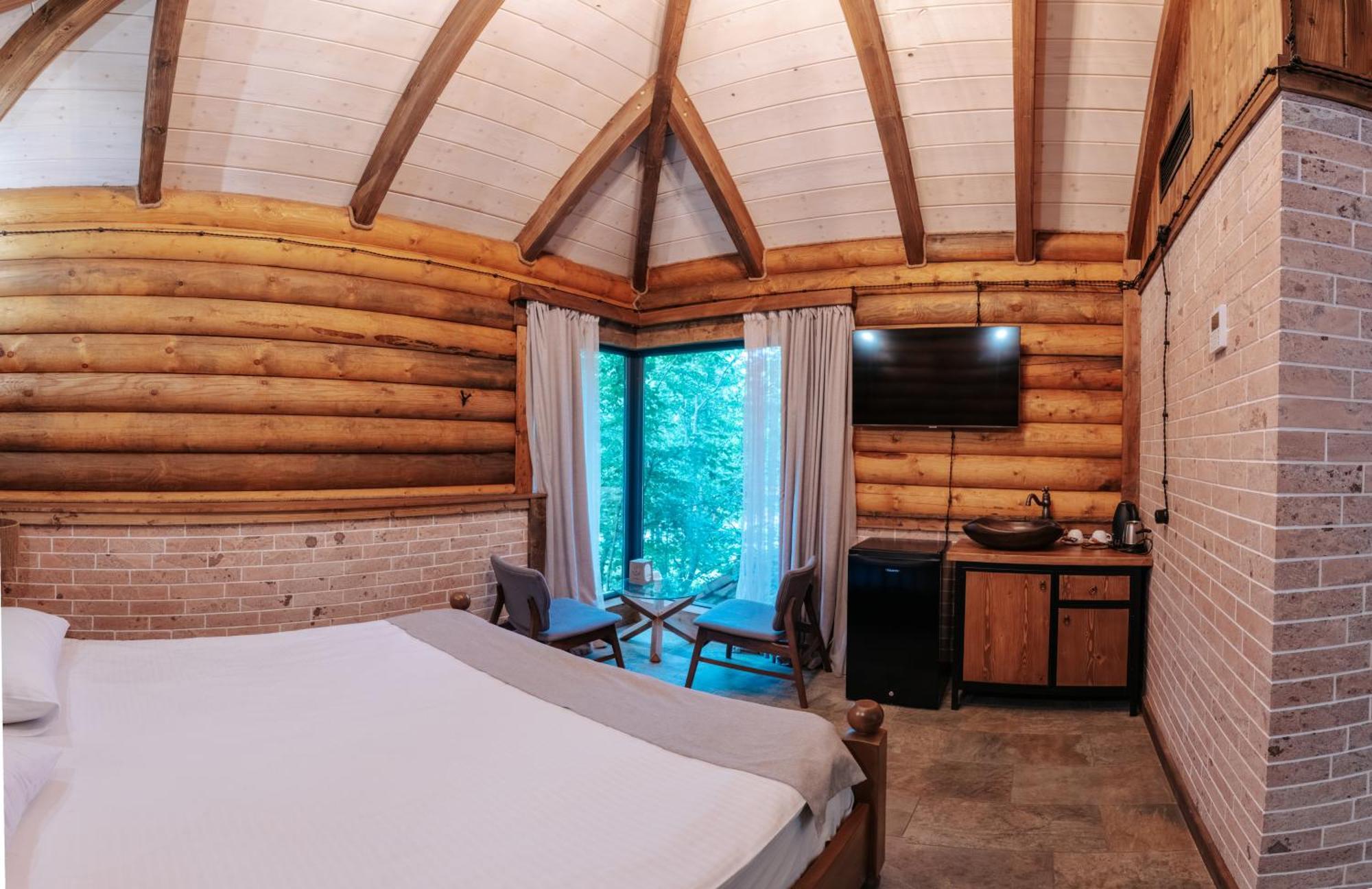 King Room Garden View