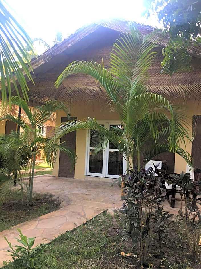 Deluxe Bungalow mit Gartenblick