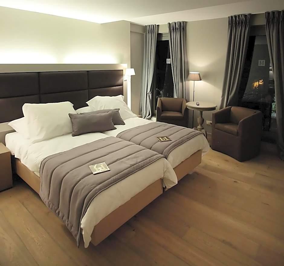 Tweepersoonskamer met 2 Aparte Bedden