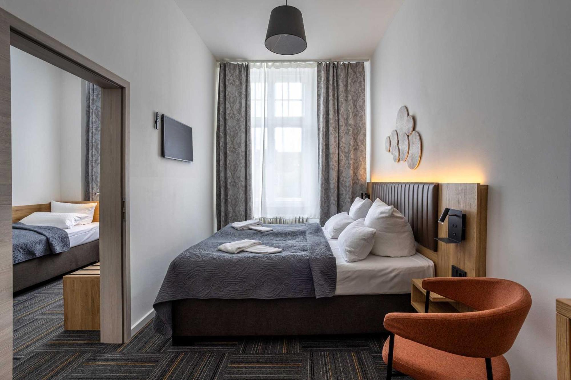 Standard Suite