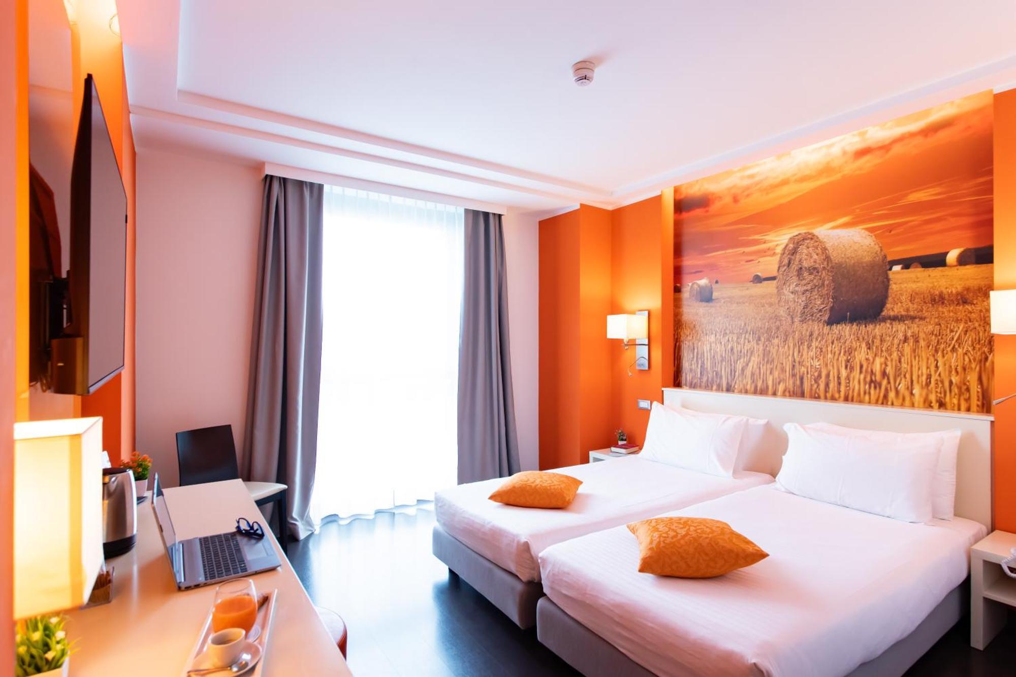 Standard Twin Room