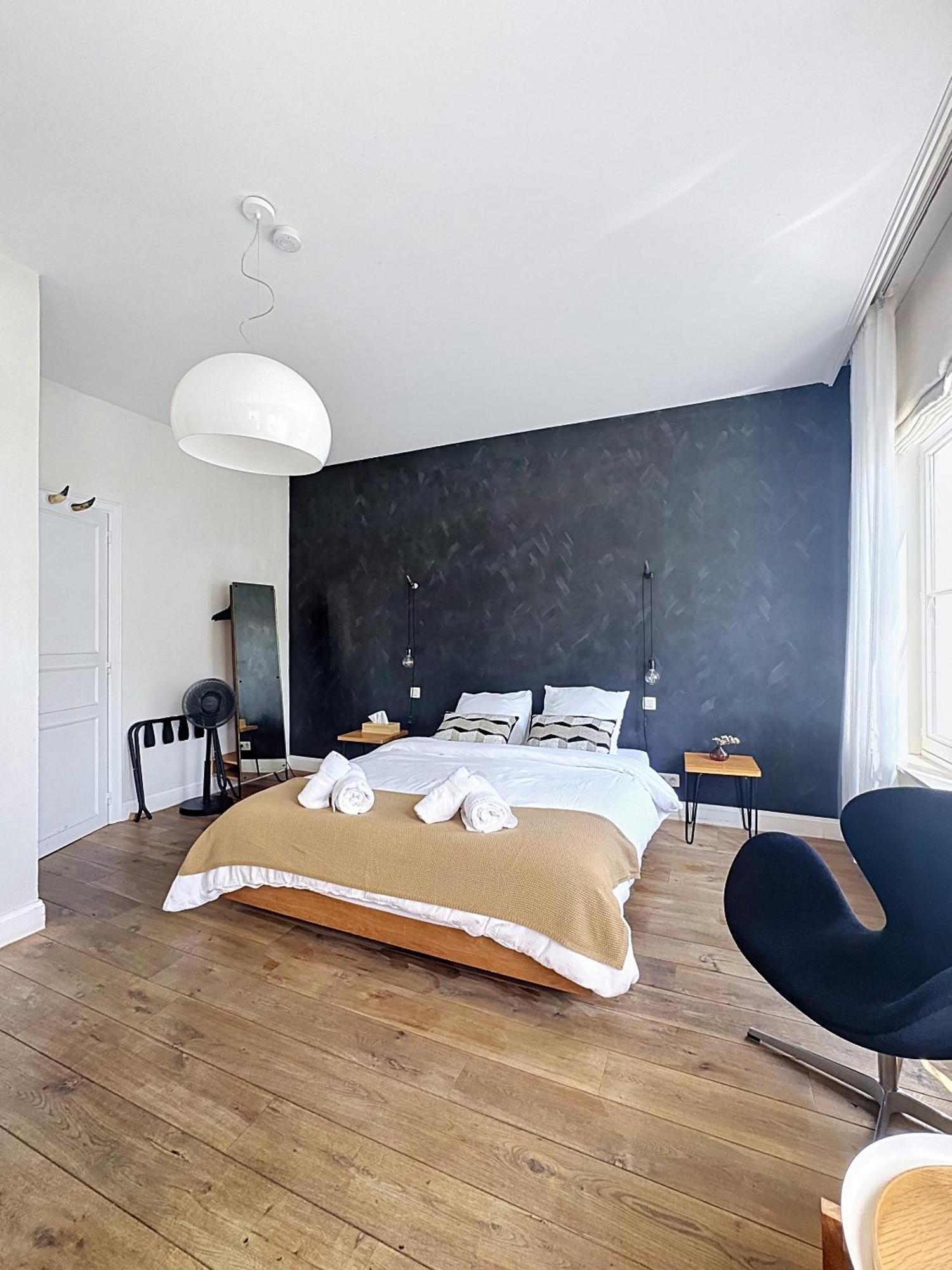 Deluxe King Room
