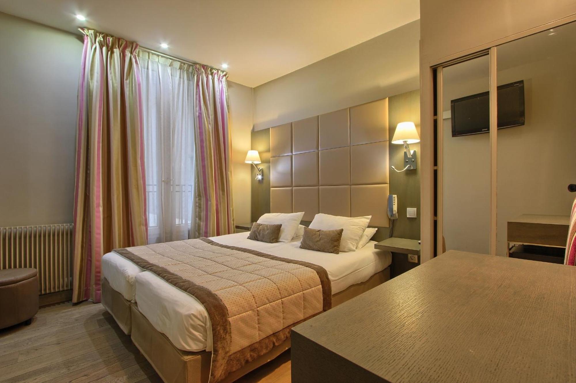 Interconnecting Room