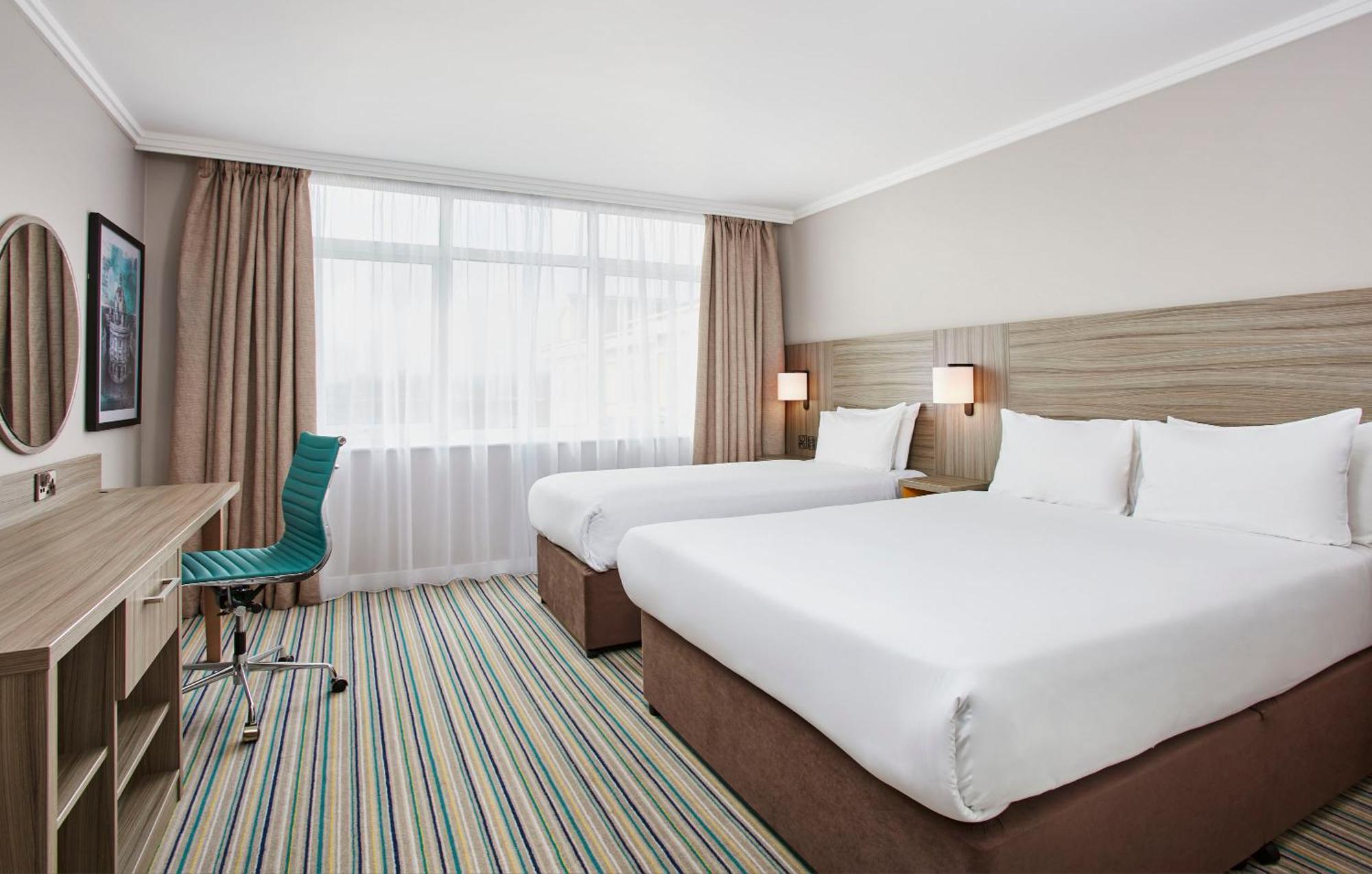 Superior Double Room single bed