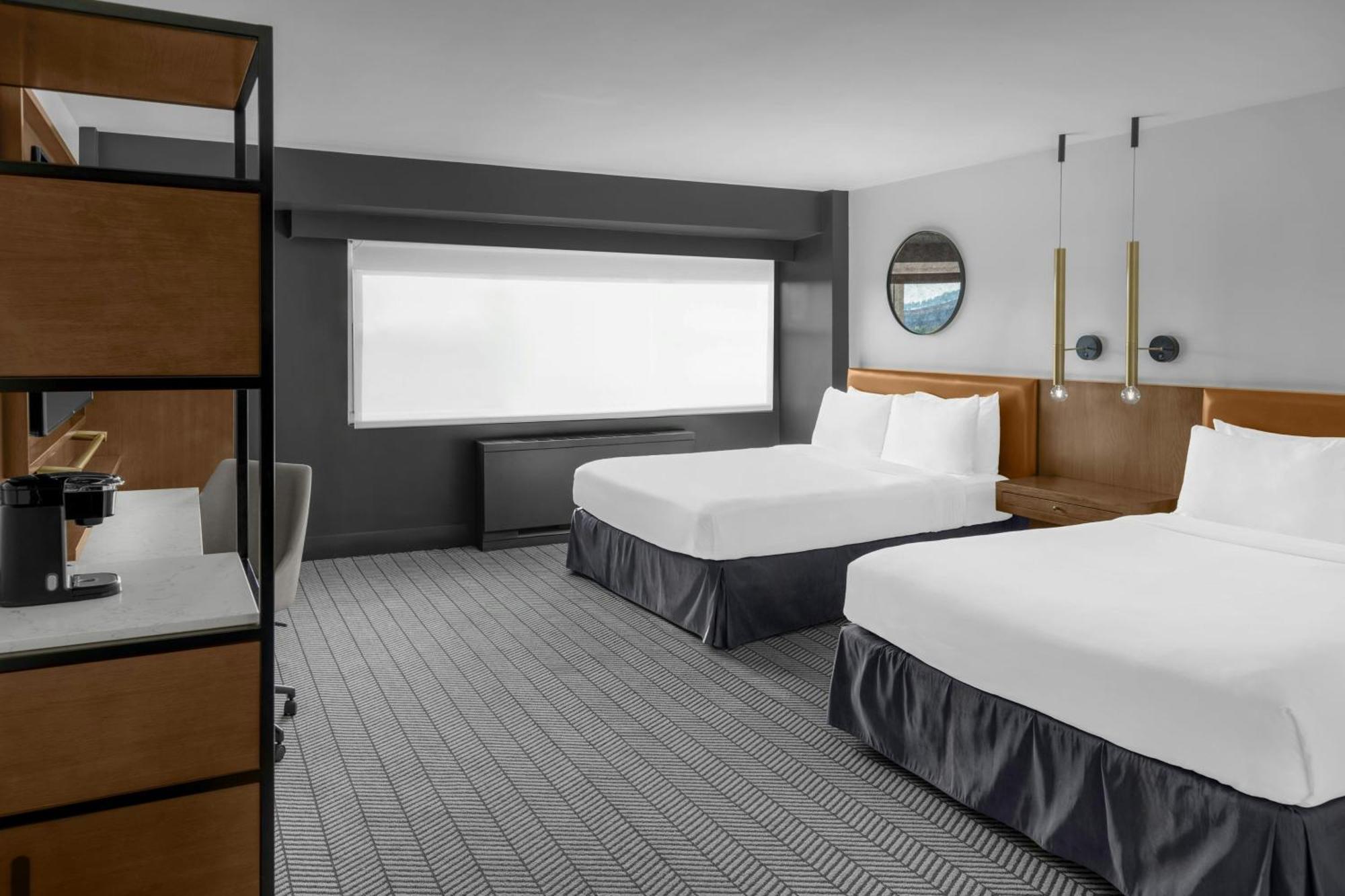Executive Queen Room Two Queen Beds Roll Shower Mobility Accessible