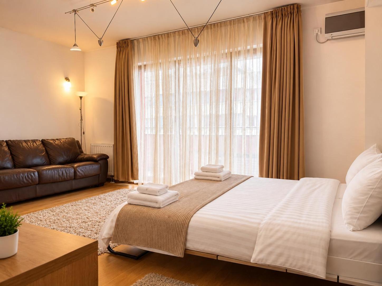Estudio con balcón (2 adultos)