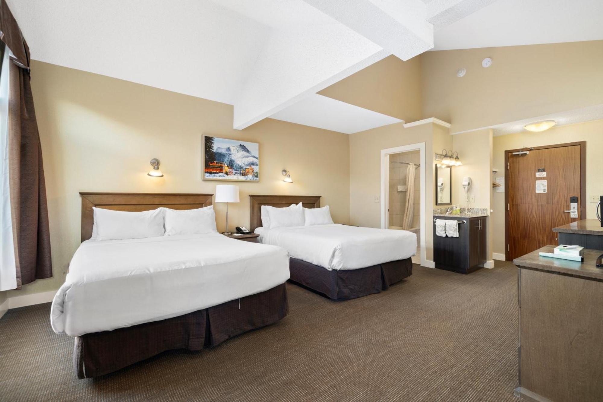 Superior 2 Queen Room