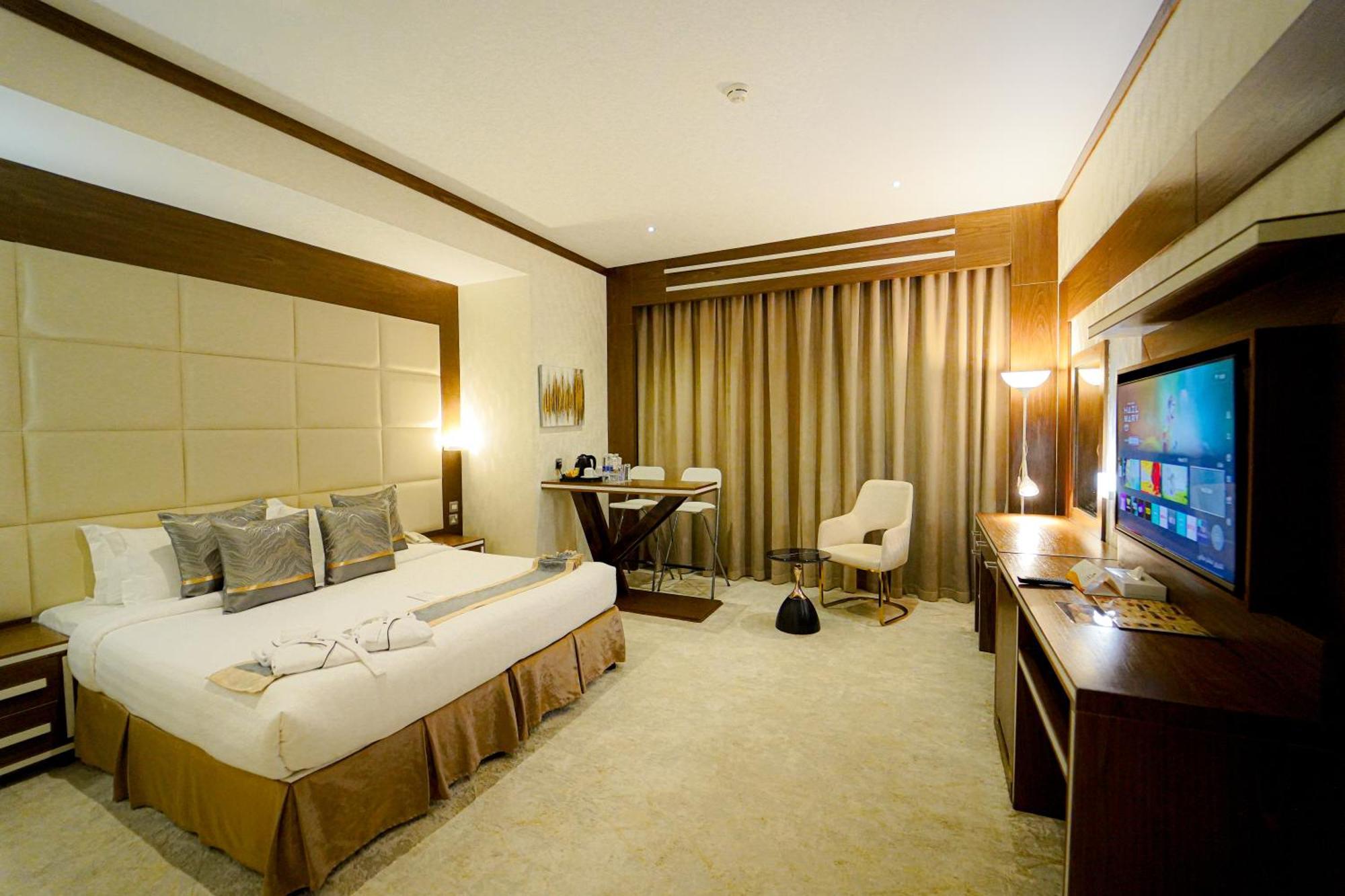 One Bedroom Junior Suite
