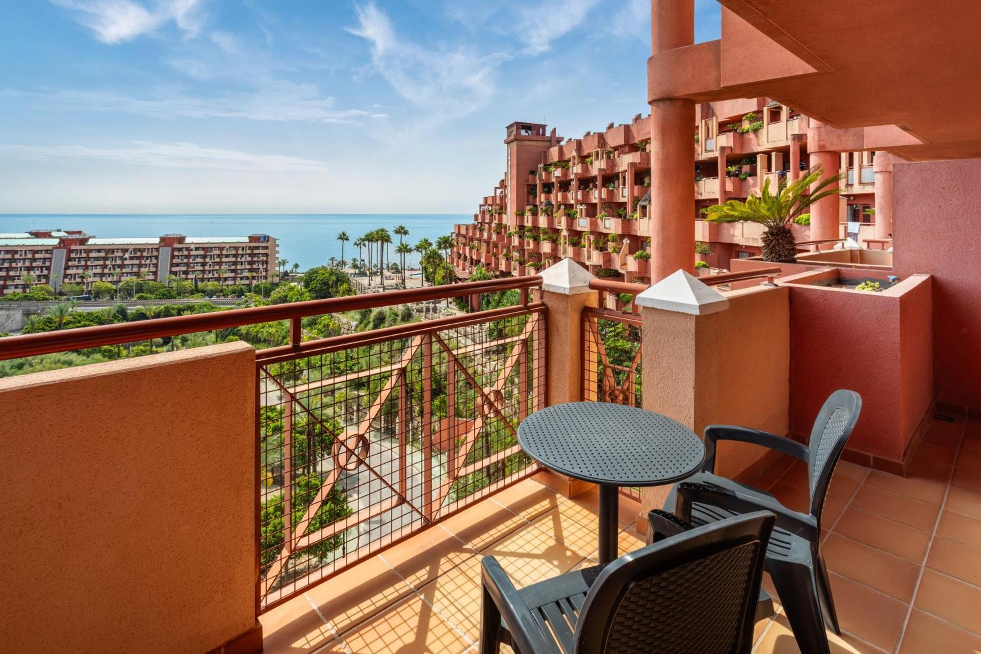 Suite Junior - Vue Latérale sur Mer