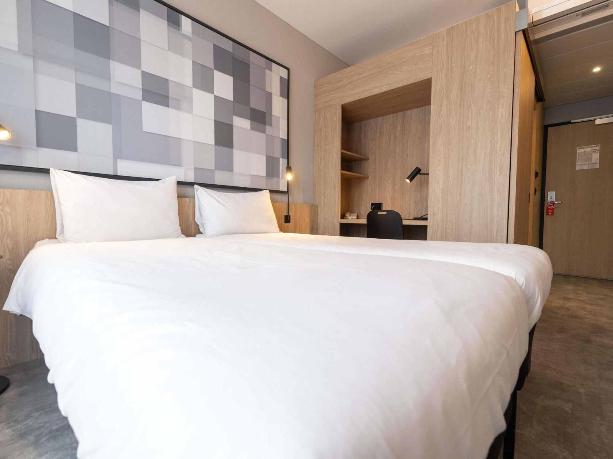 Superior Twin Room Balcony