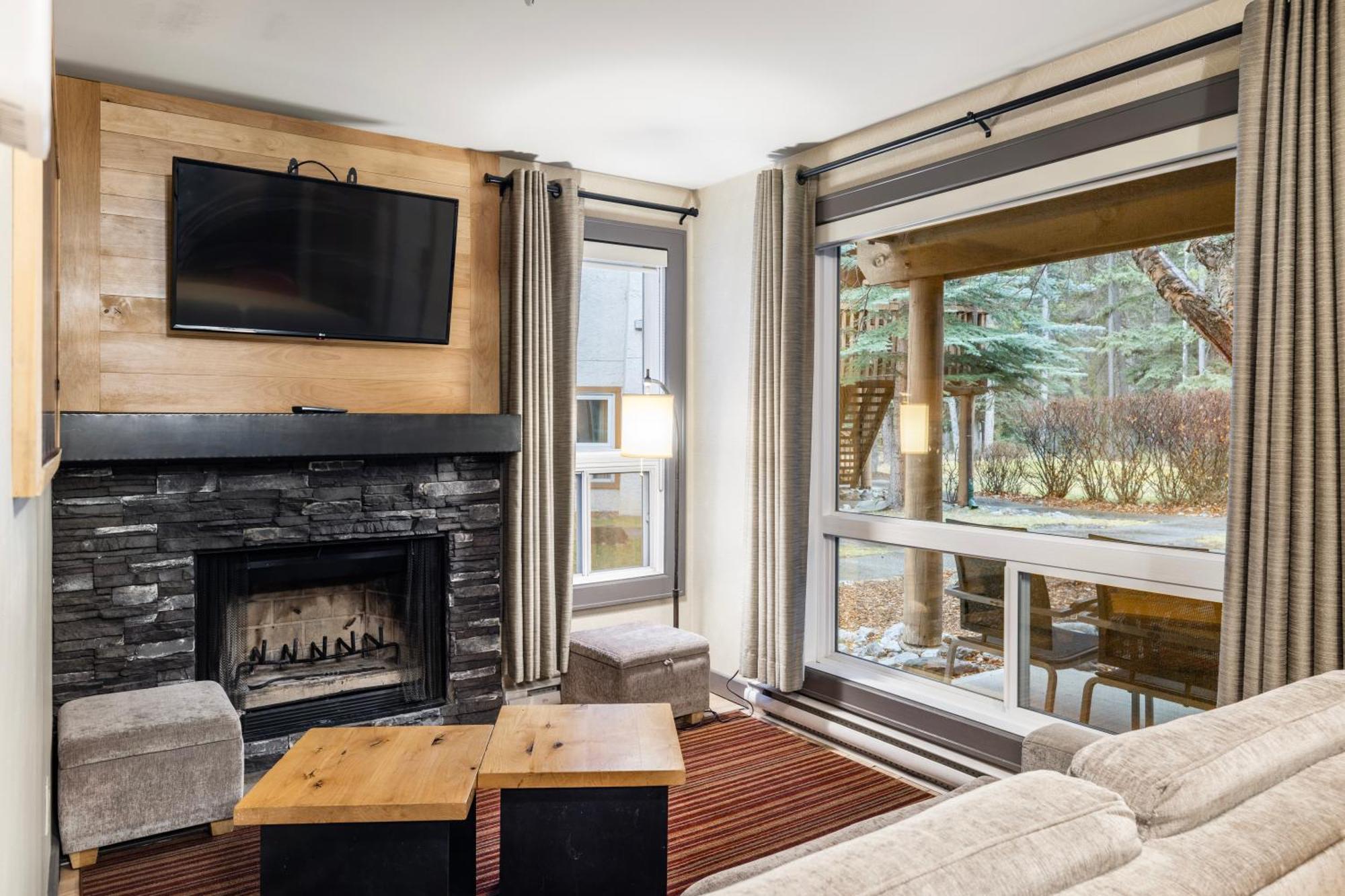 Superior One-Bedroom Apartment