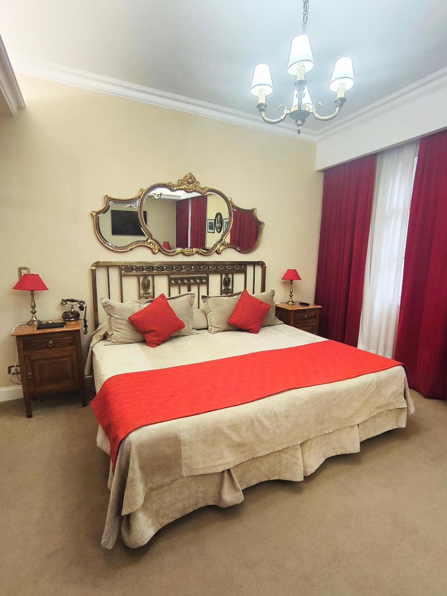 Diamond Double Suite