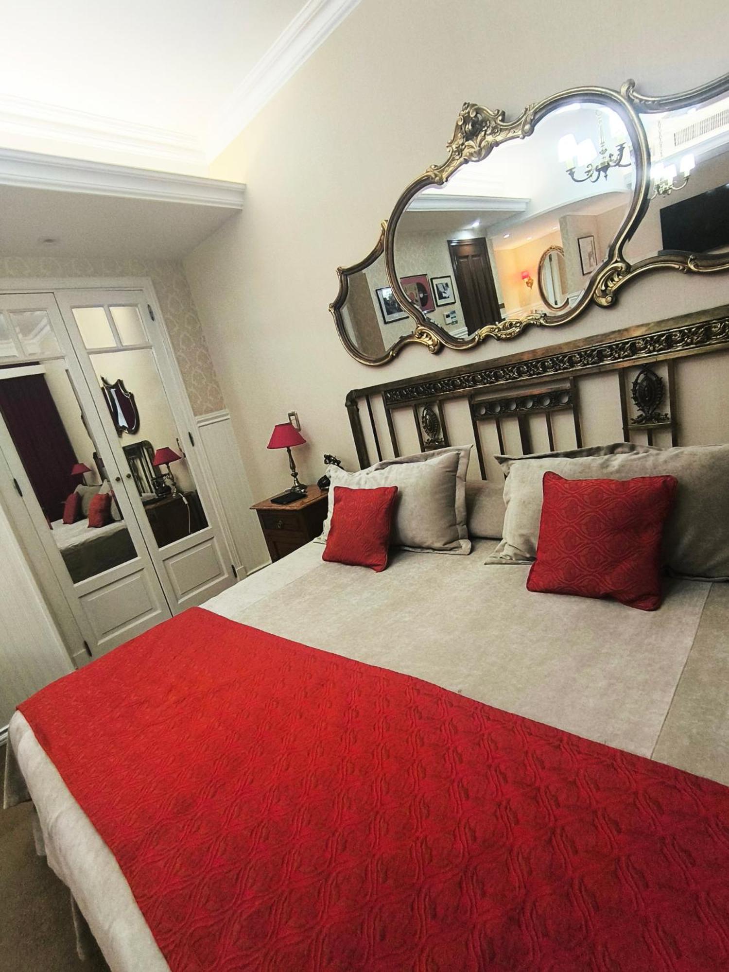 Diamond Double Suite