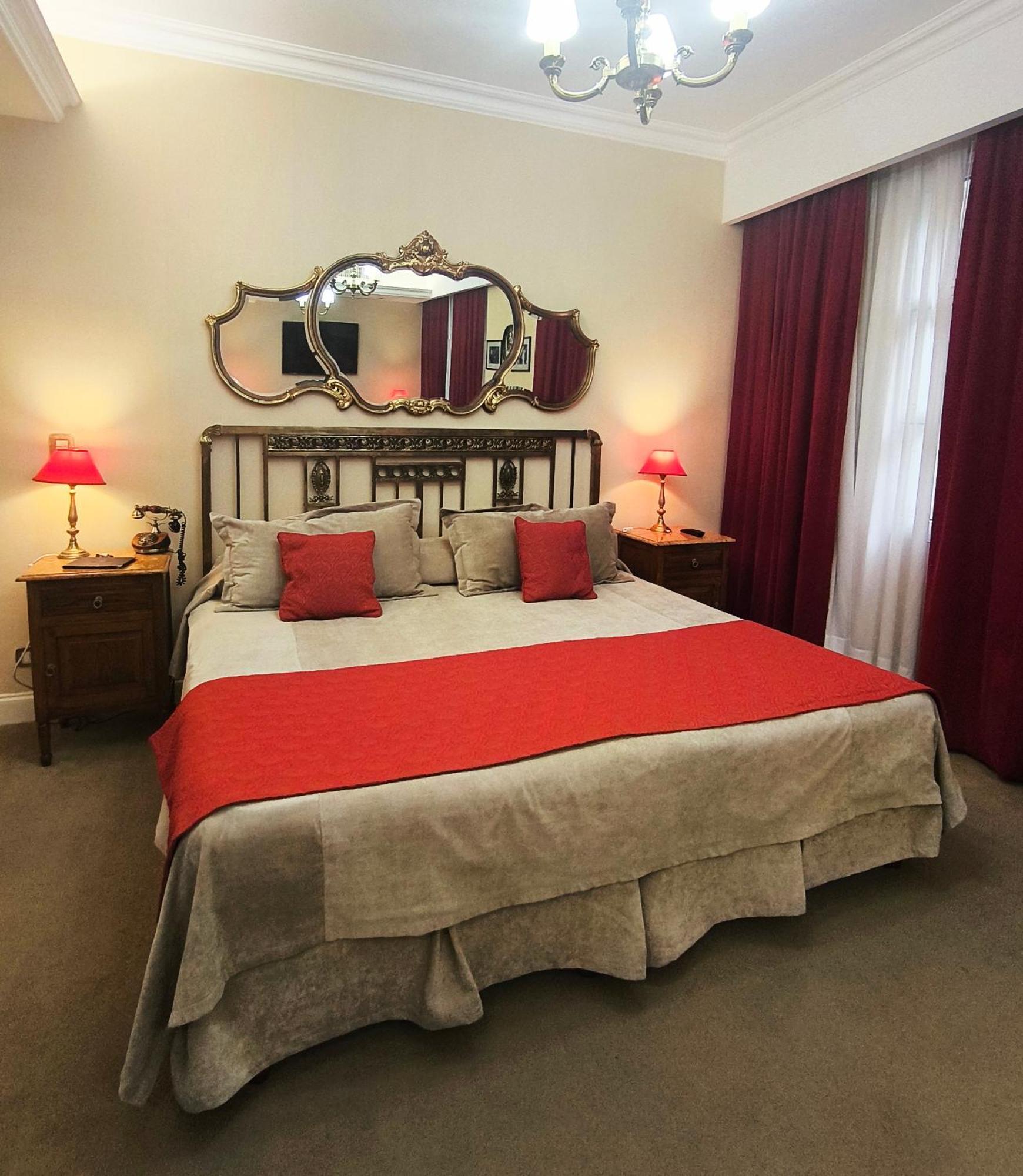 Diamond Double Suite