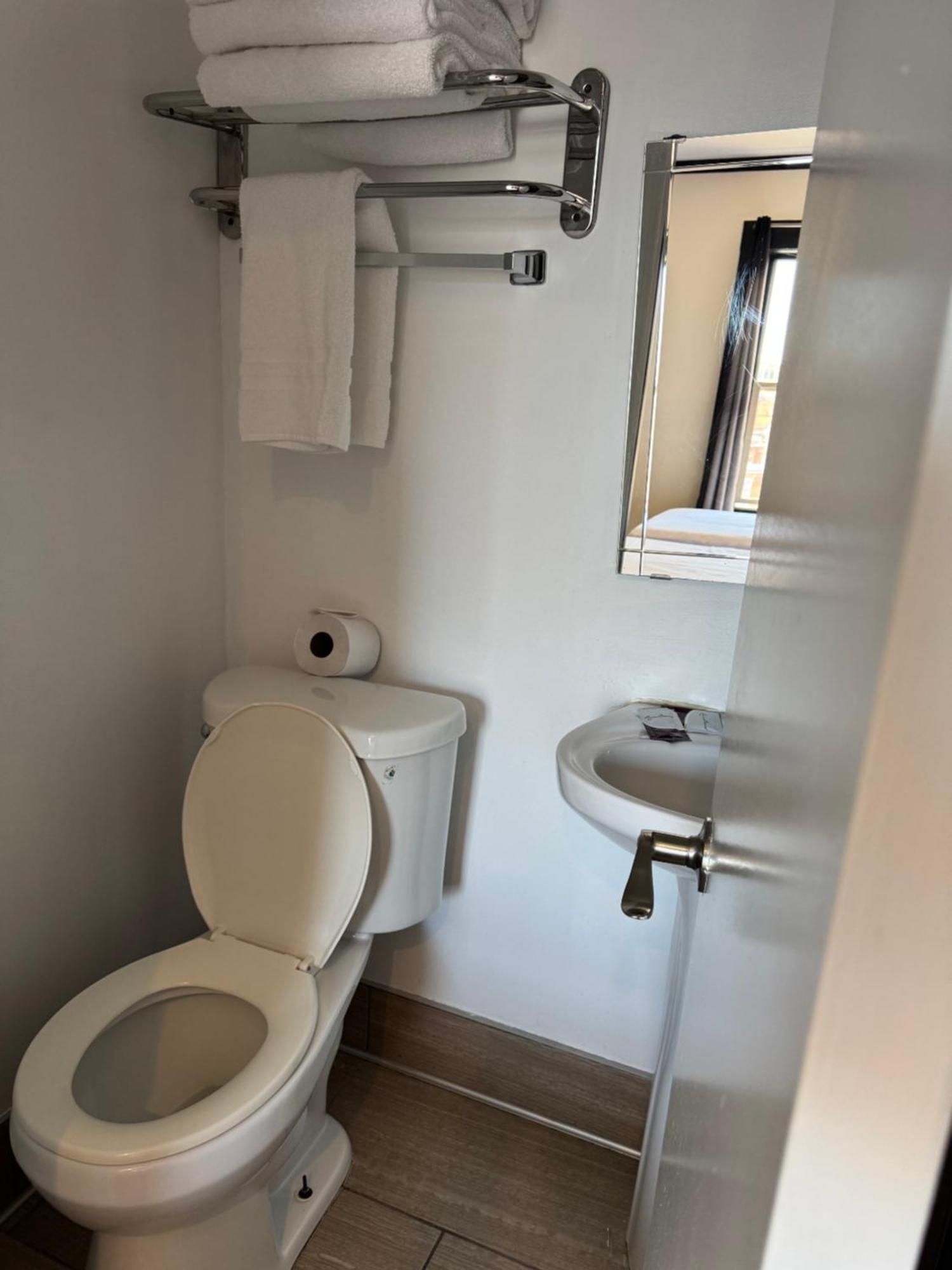 Double Room Two Double Beds Private Bathroom