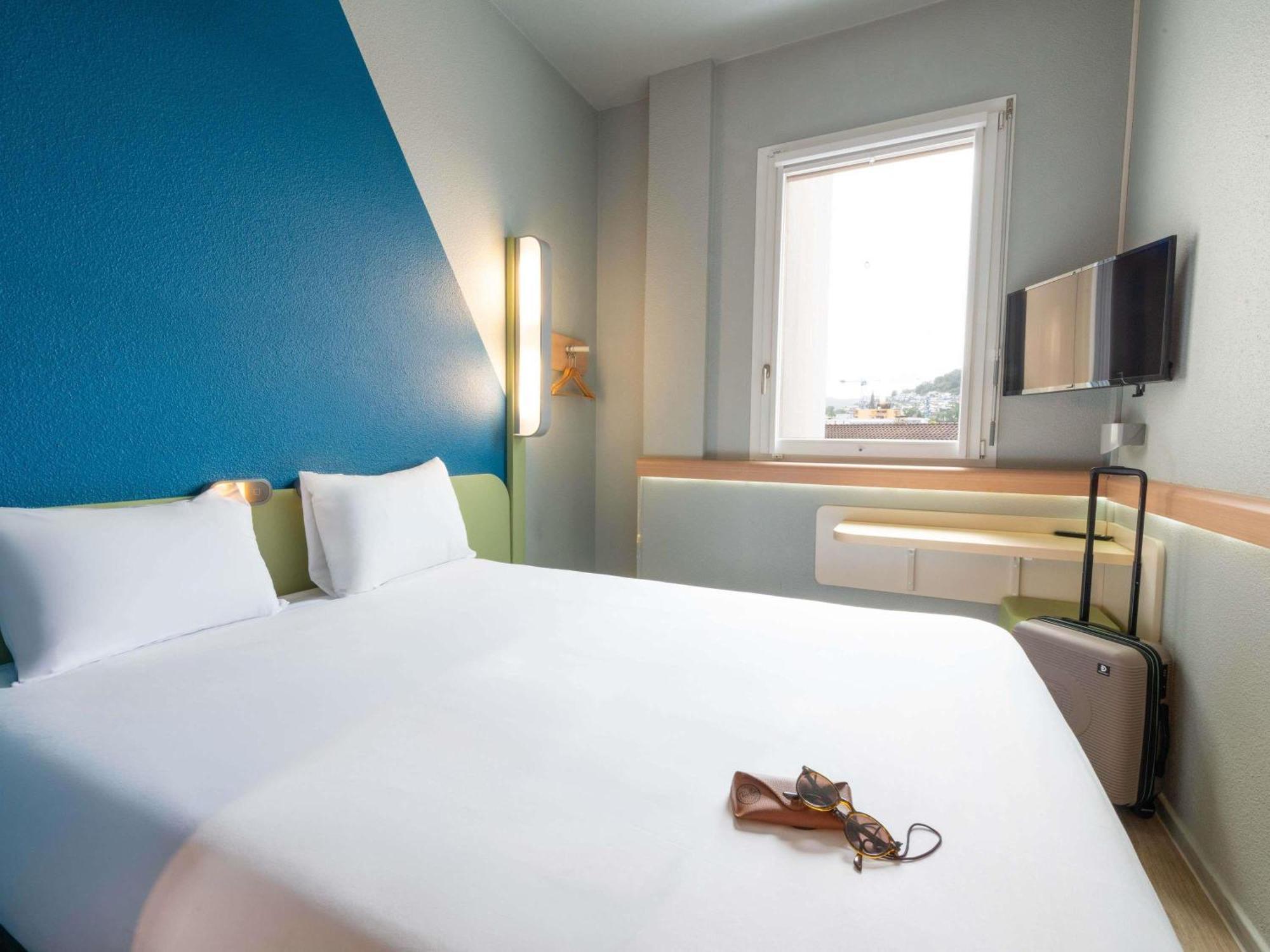 Double Room One Double Bed
