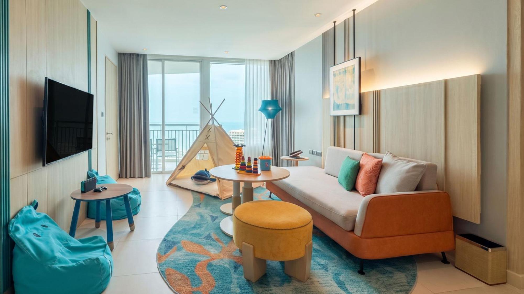 Two-Bedroom Kids Suite with One King Bed and Two Single Beds - Bay Tower