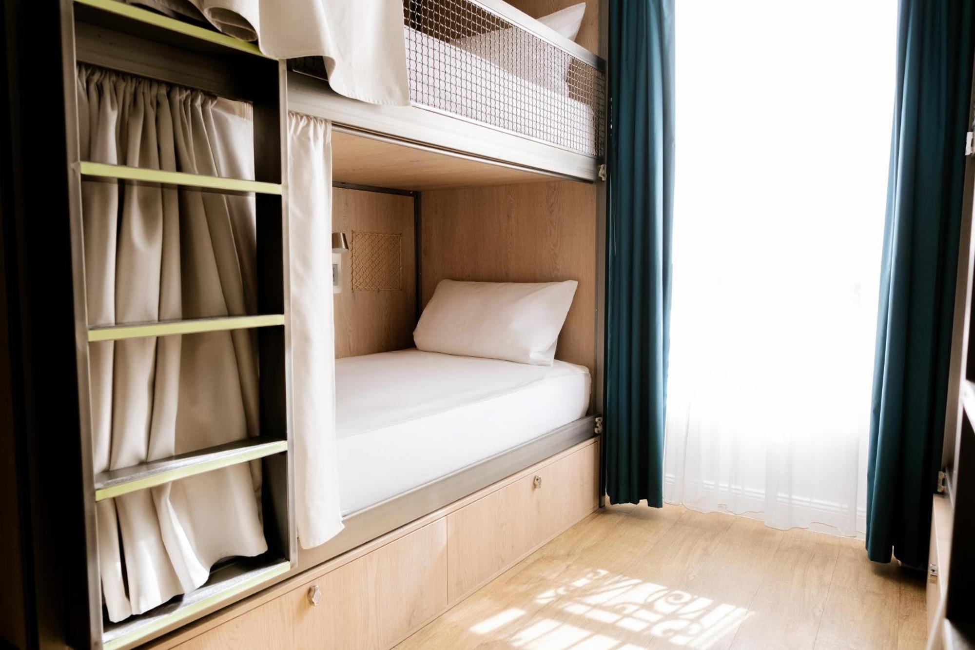 Bed in 4-Bed Mixed Dormitory Room