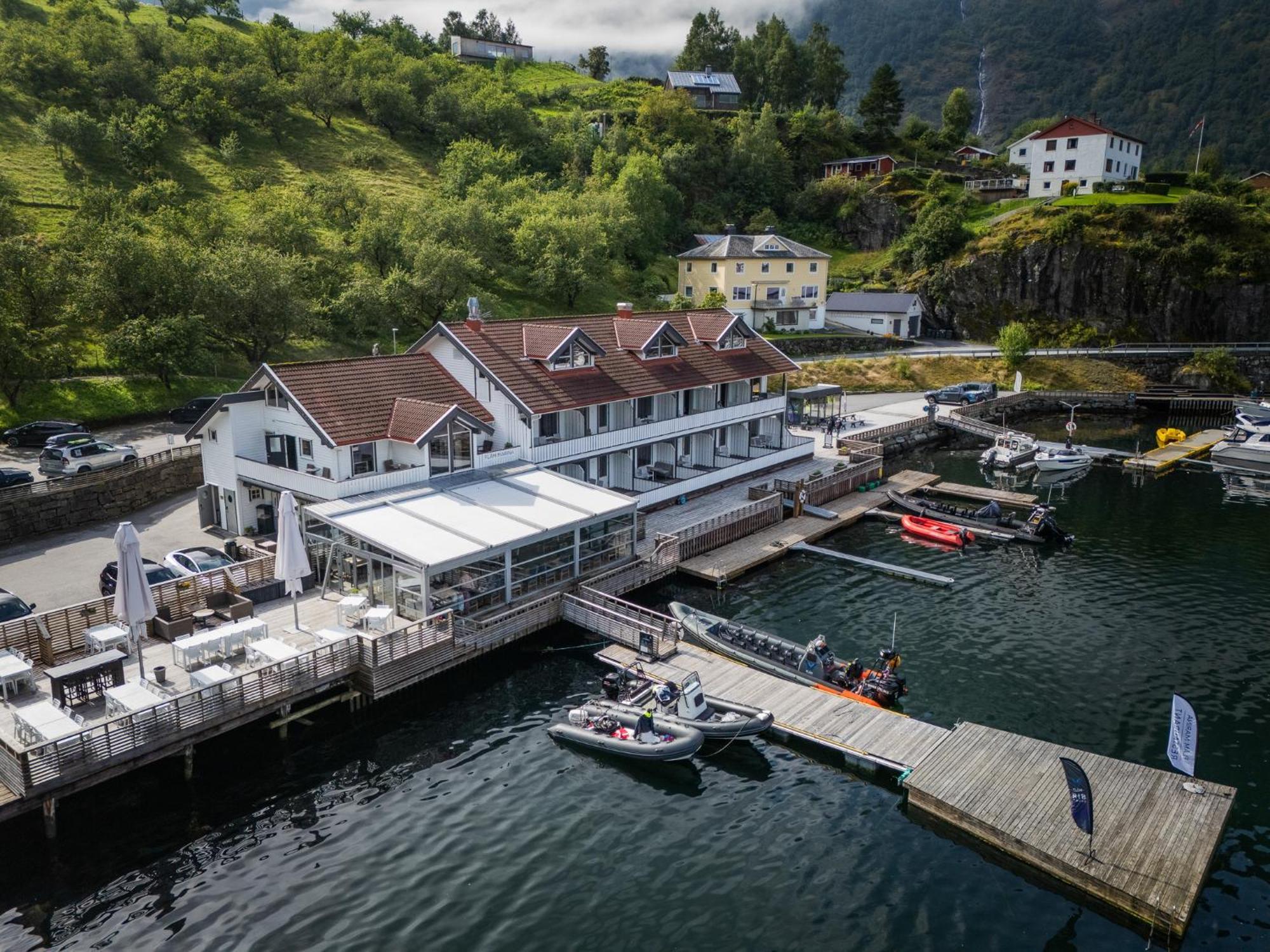 Junior Suite mit Blick auf den Fjord