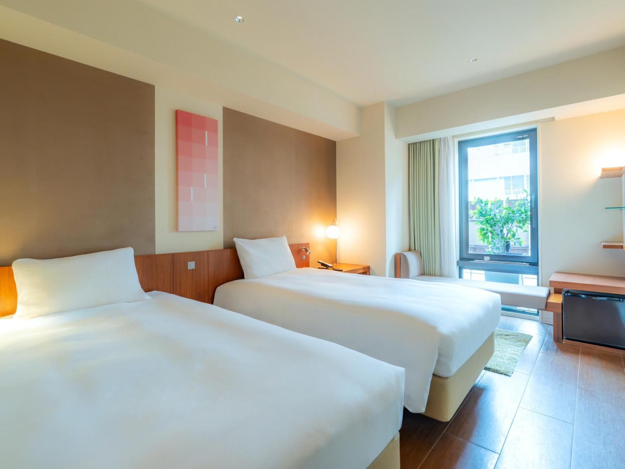 Twin Room - Non-Smoking