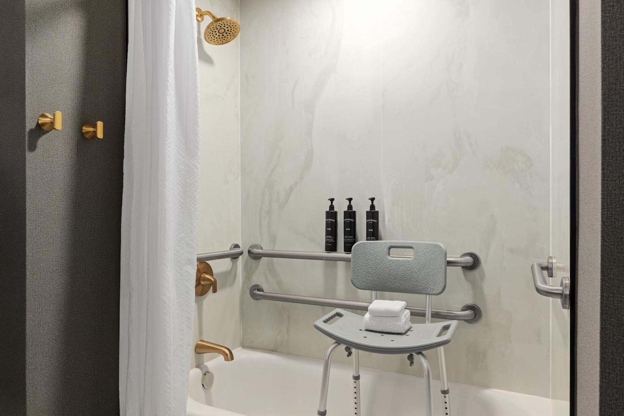 Junior King Suite Mobility Accessible