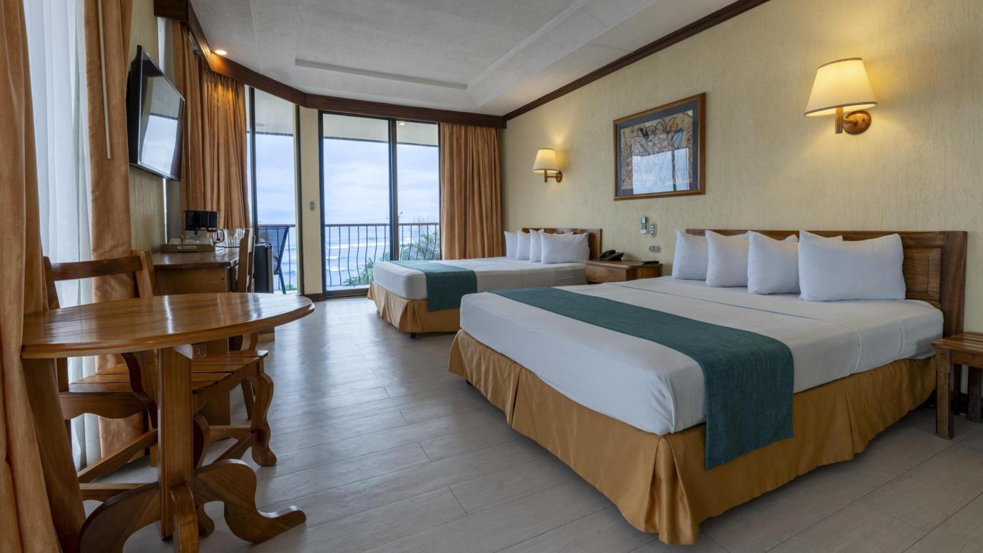 Premium Queen Room with Two Queen Beds - Non-Smoking