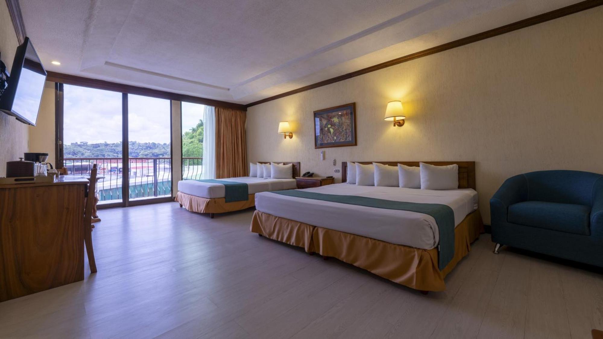 Deluxe Queen Room with Two Queen Beds - Non-Smoking