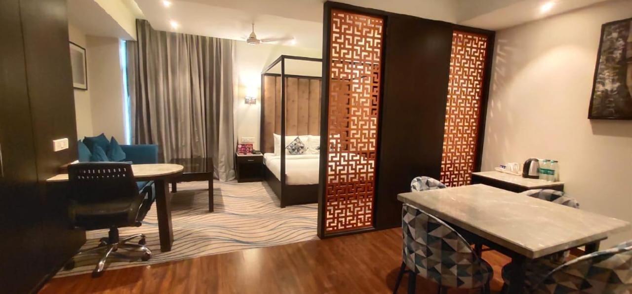 Luxury Suite