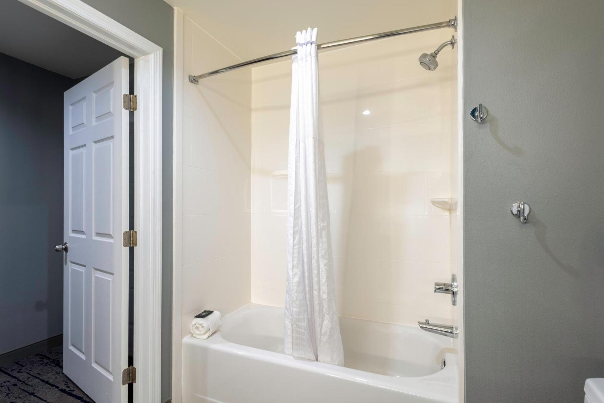 Double Room Two Double Beds Pool View Non-Smoking