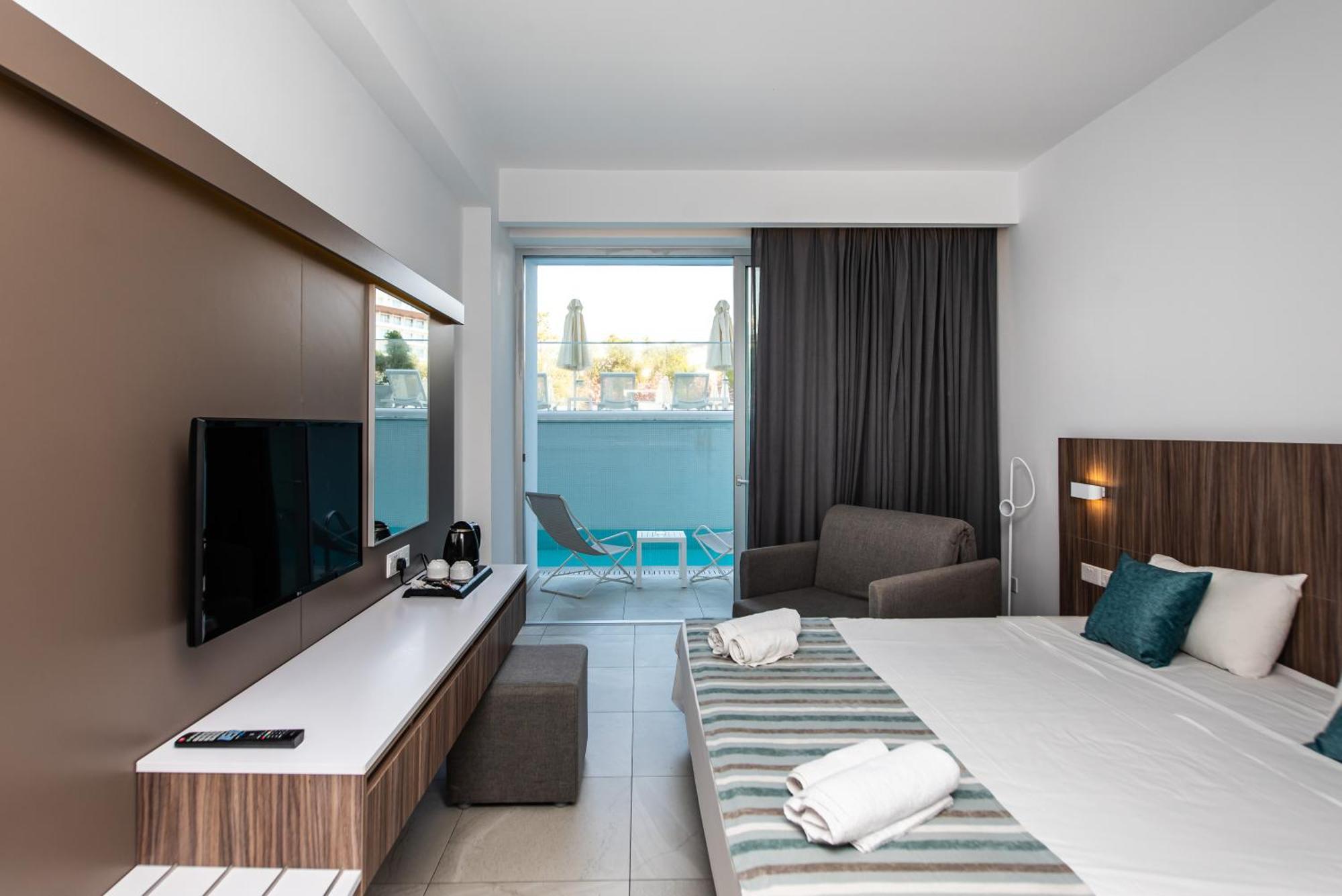Double Room Direct Pool Access Adults Only