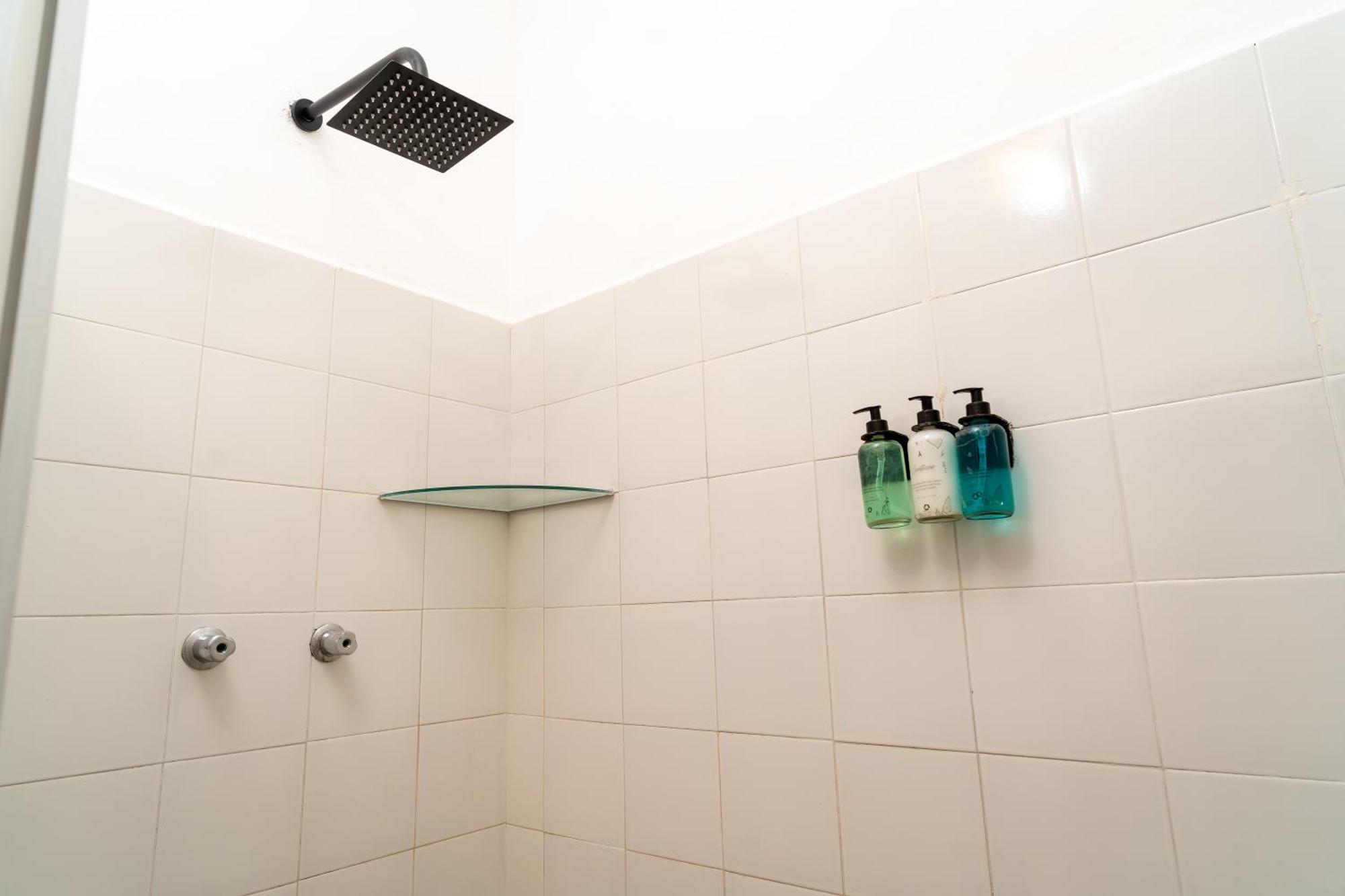 Quadruple Room Private Bathroom