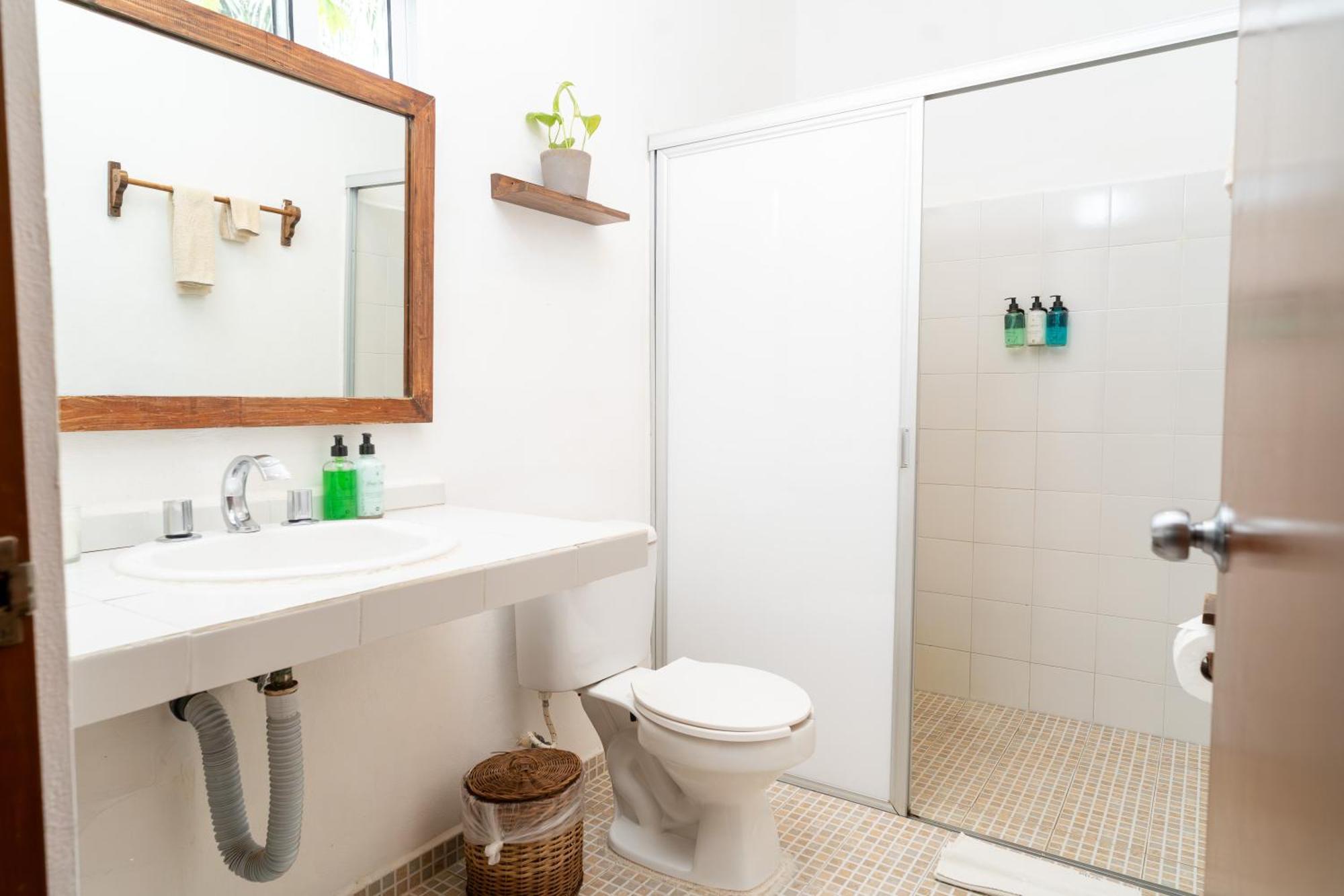Quadruple Room Private Bathroom