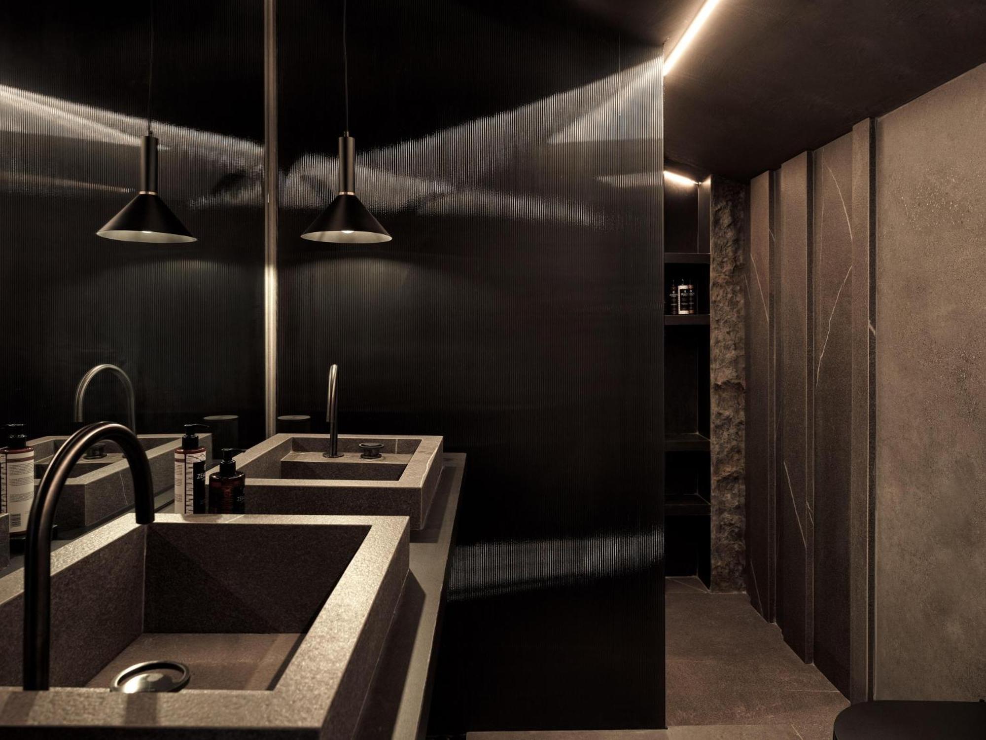 Le Penthouse - EÉSO by NEMA