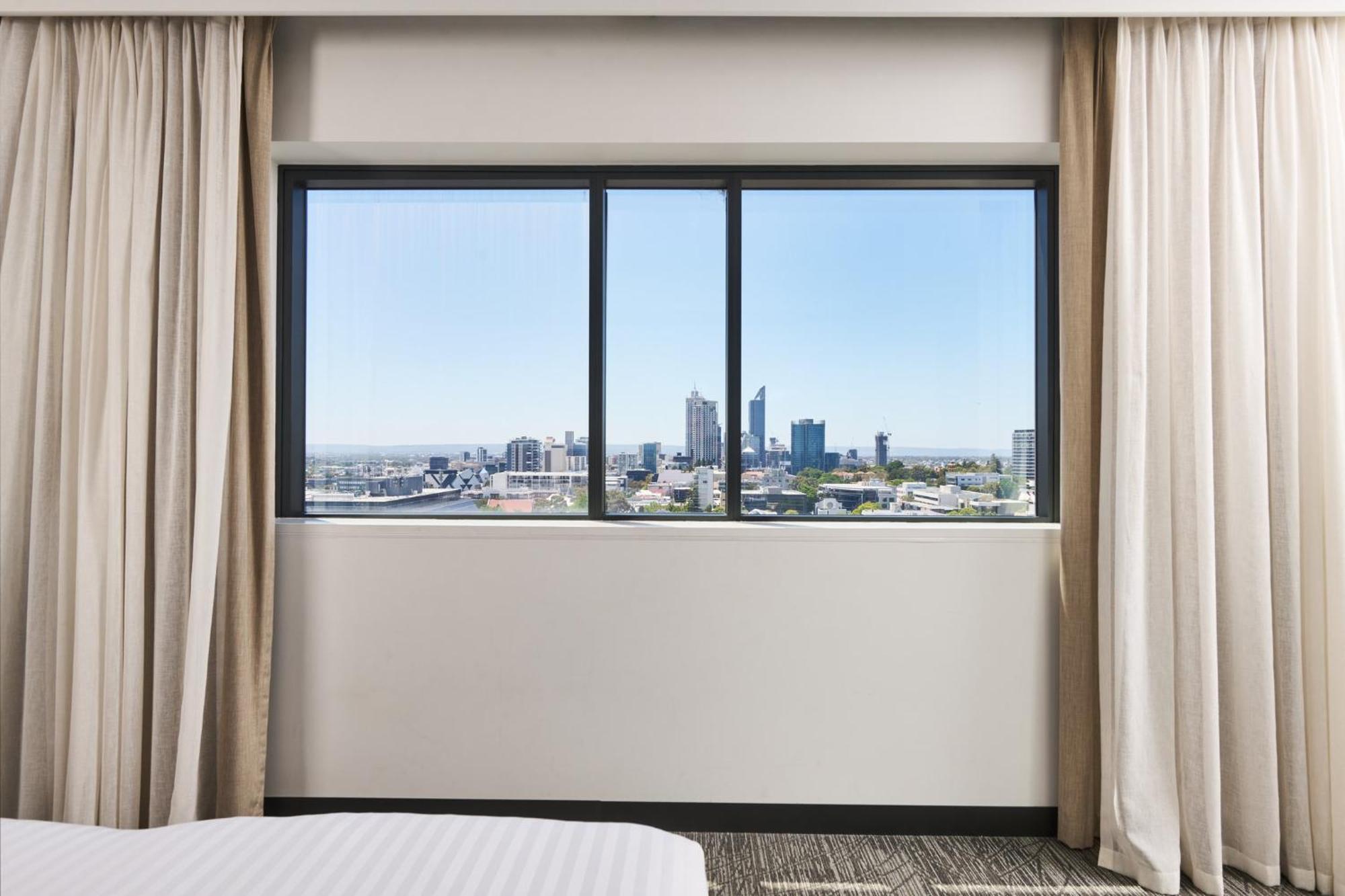 Premium King Room City View