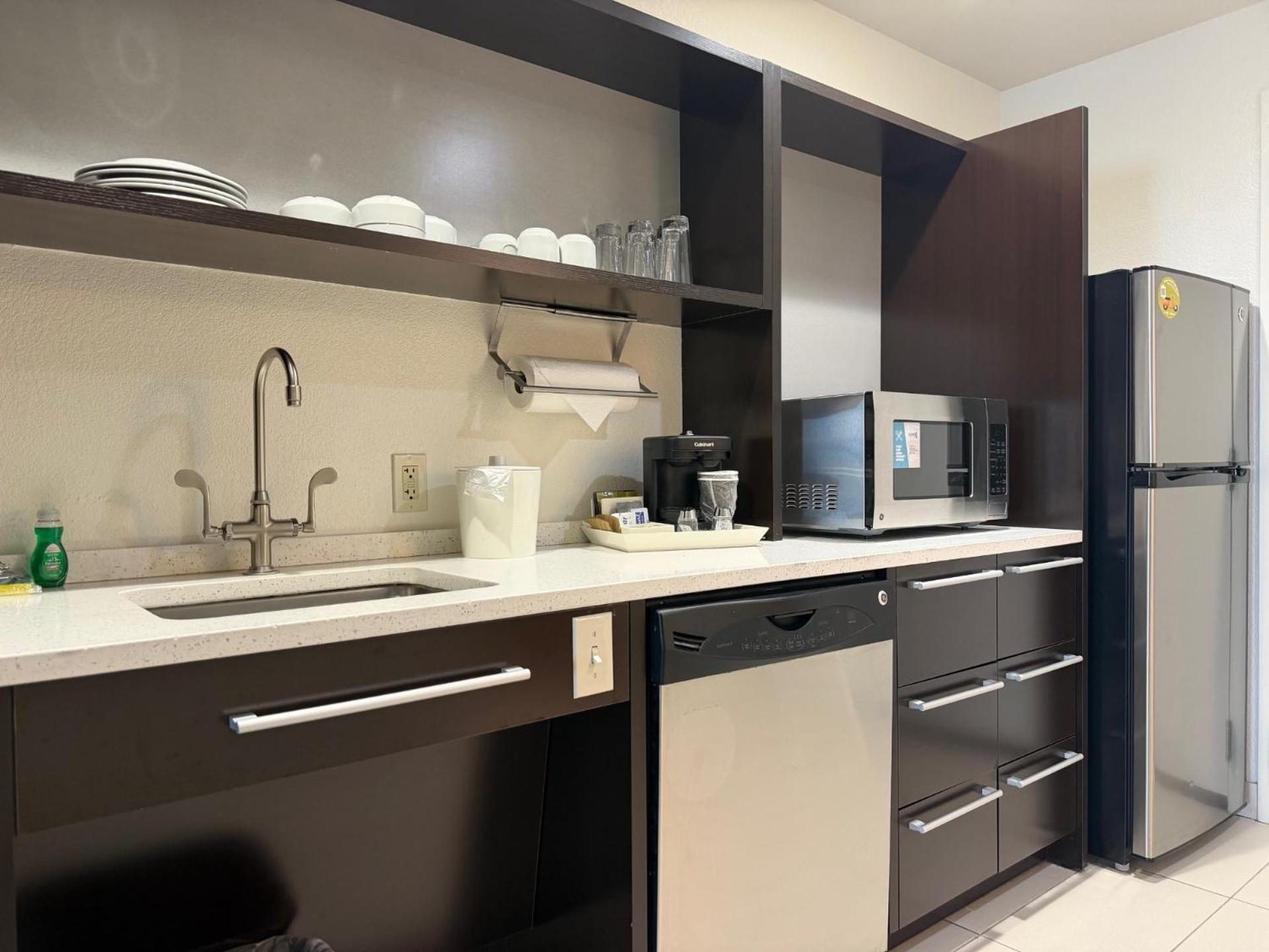 Queen Studio with Two Queen Beds - Mobility and Hearing Access/Non-Smoking