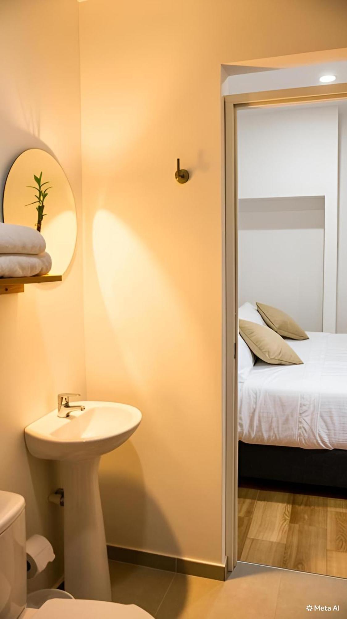 Standard Queen Room