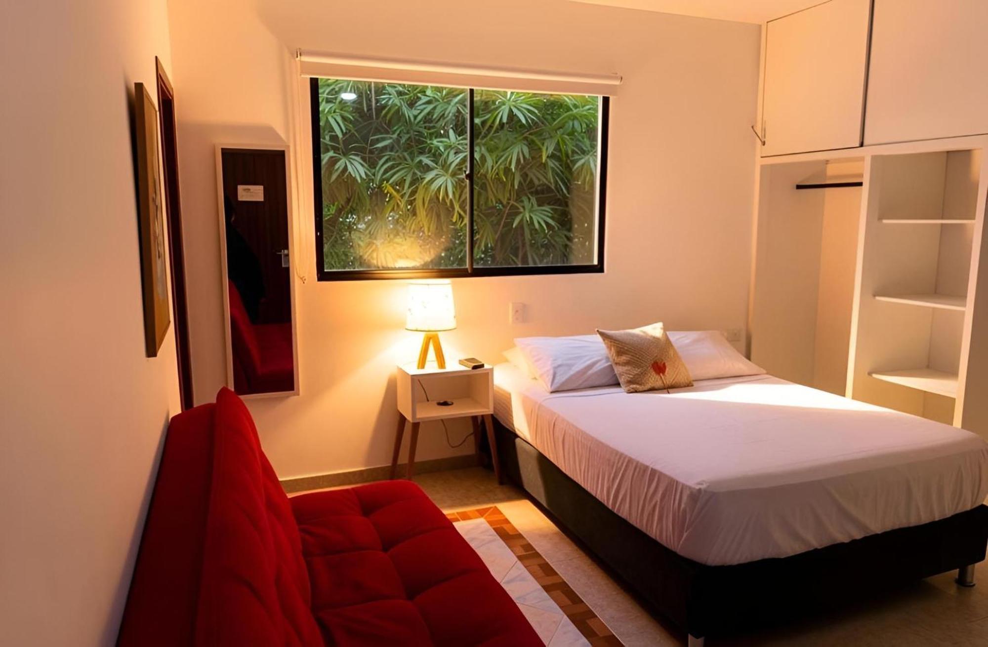 Standard Queen Room