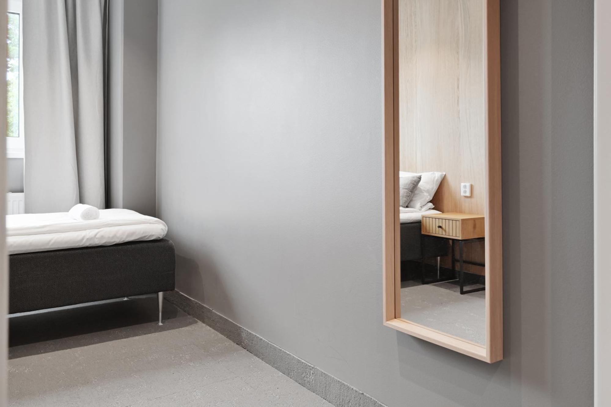 Single Room with Shared Bathroom